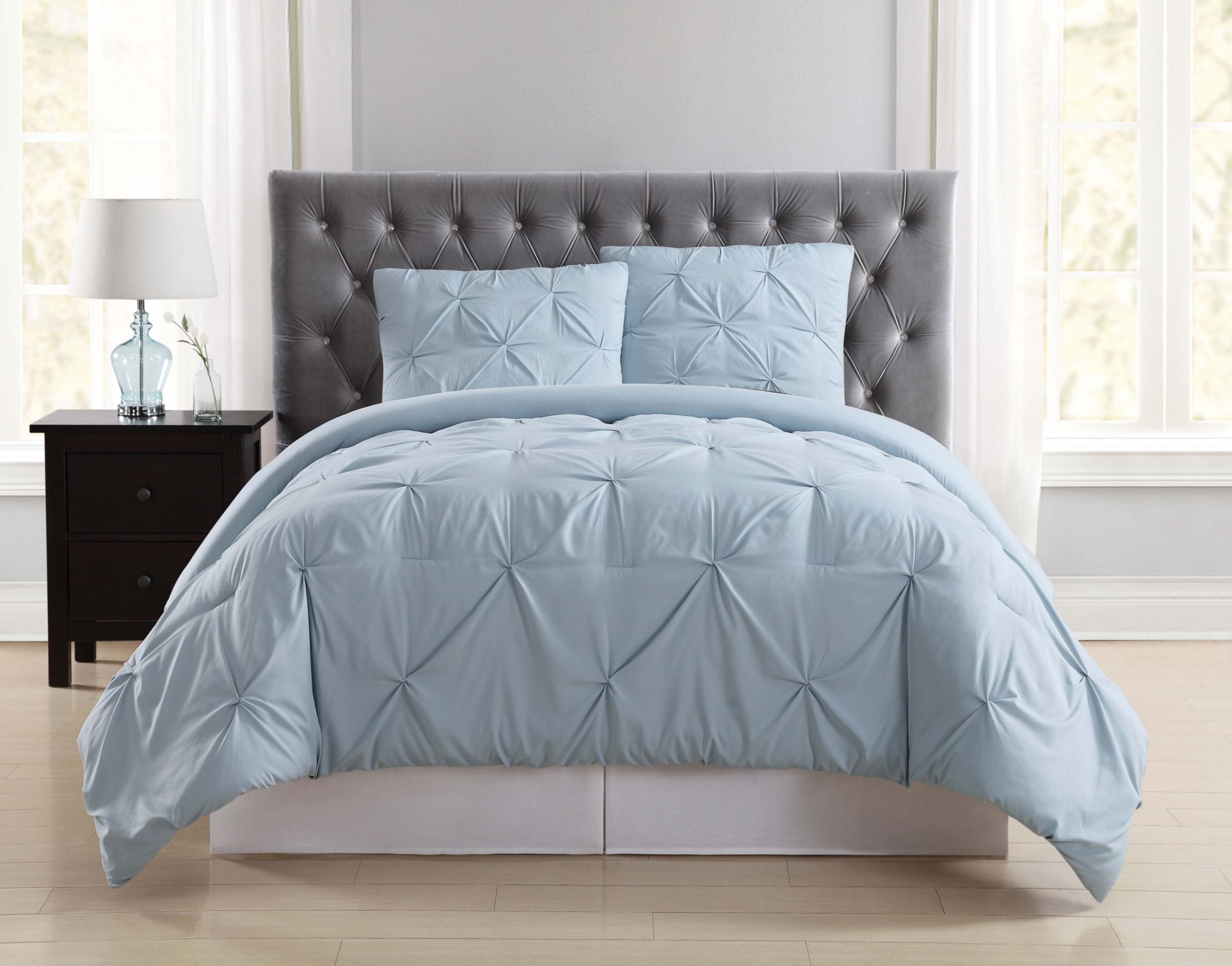 Truly Soft Everyday Pleated 4 Piece King Removeable Cover Comforter Set in Blush