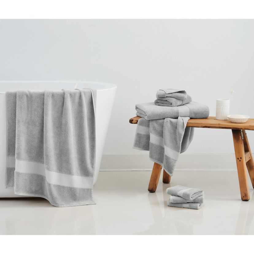 Christian Siriano NY Plush Turkish Cotton 8 Piece Towel Set in Khaki