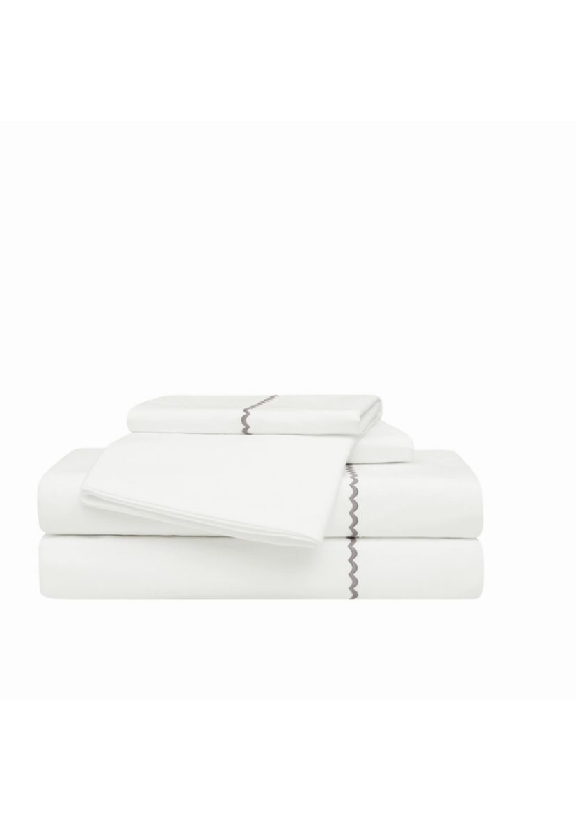 Oceanfront Resort Solid Percale Light Blue 4 Piece King Sheet Set