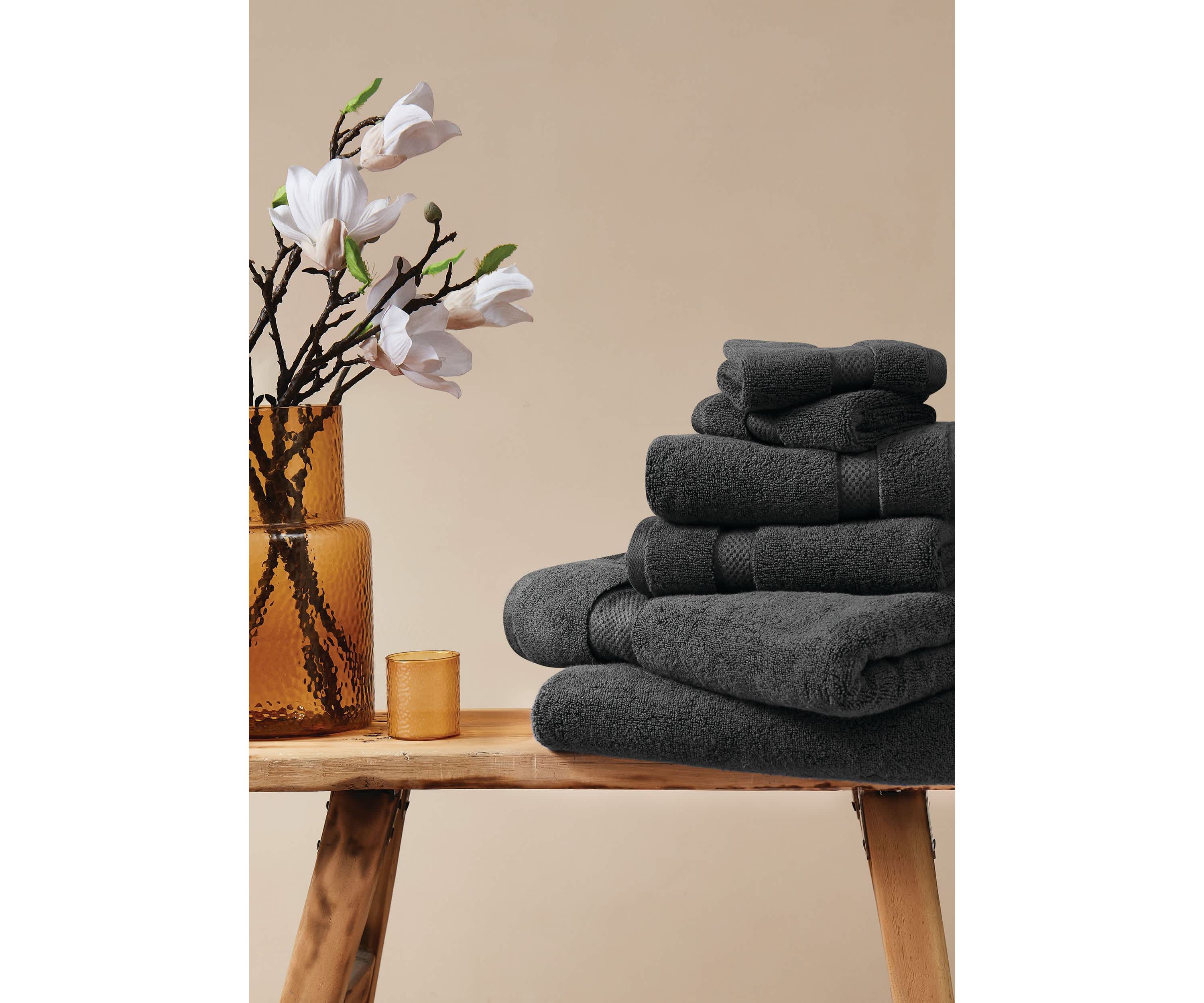 Truly Soft Cloud Solid Black 6 Piece Towel Set