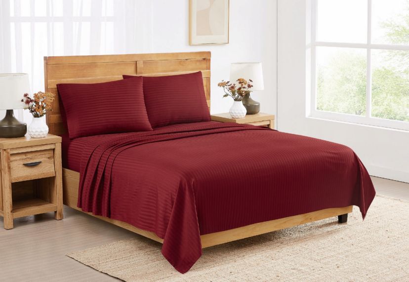 Royal Velvet Signature Dobby Stripe White Standard Pillowcase Pair