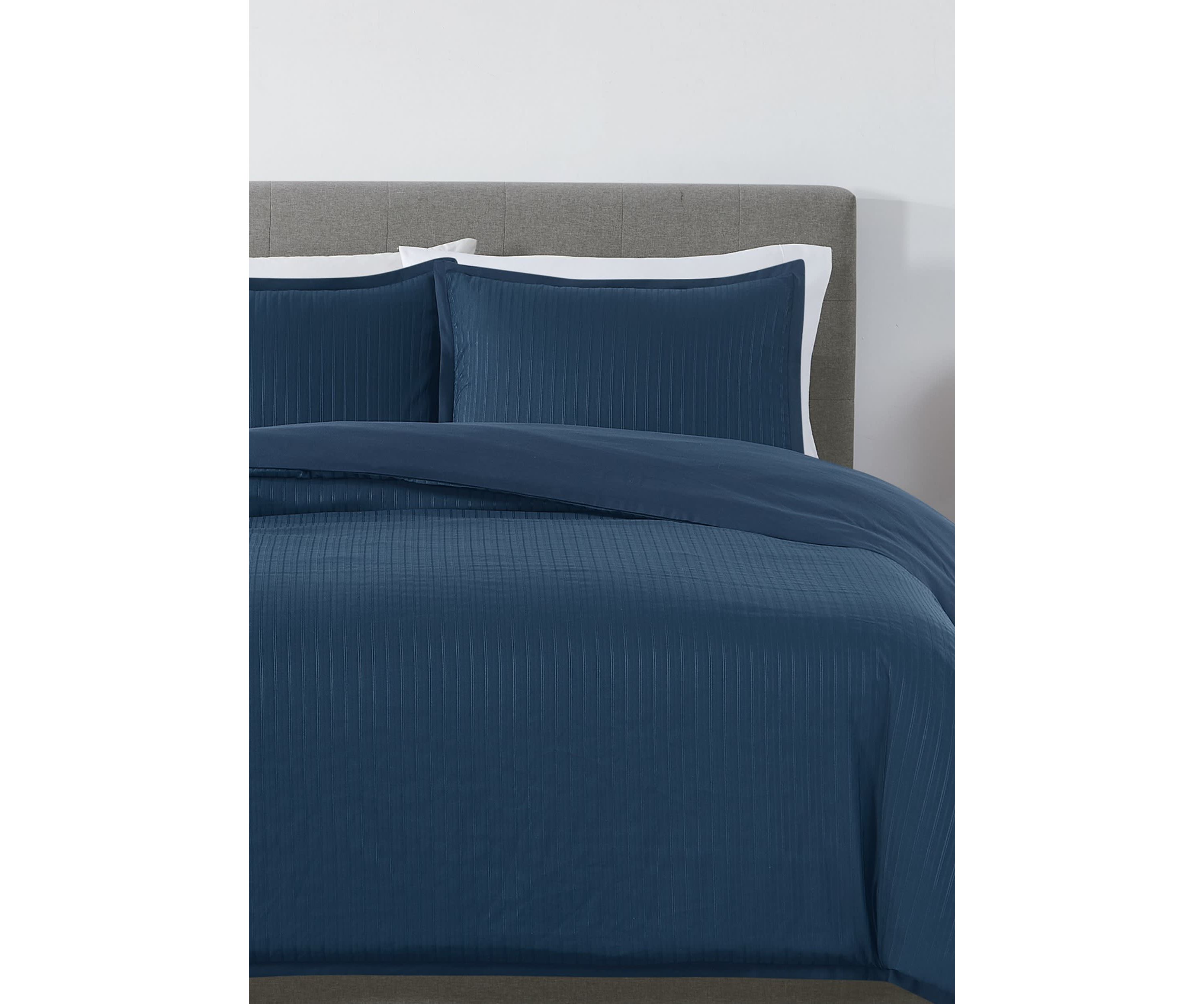 Royal Velvet Olivia Stripe Grey Full/Queen Comforter Set