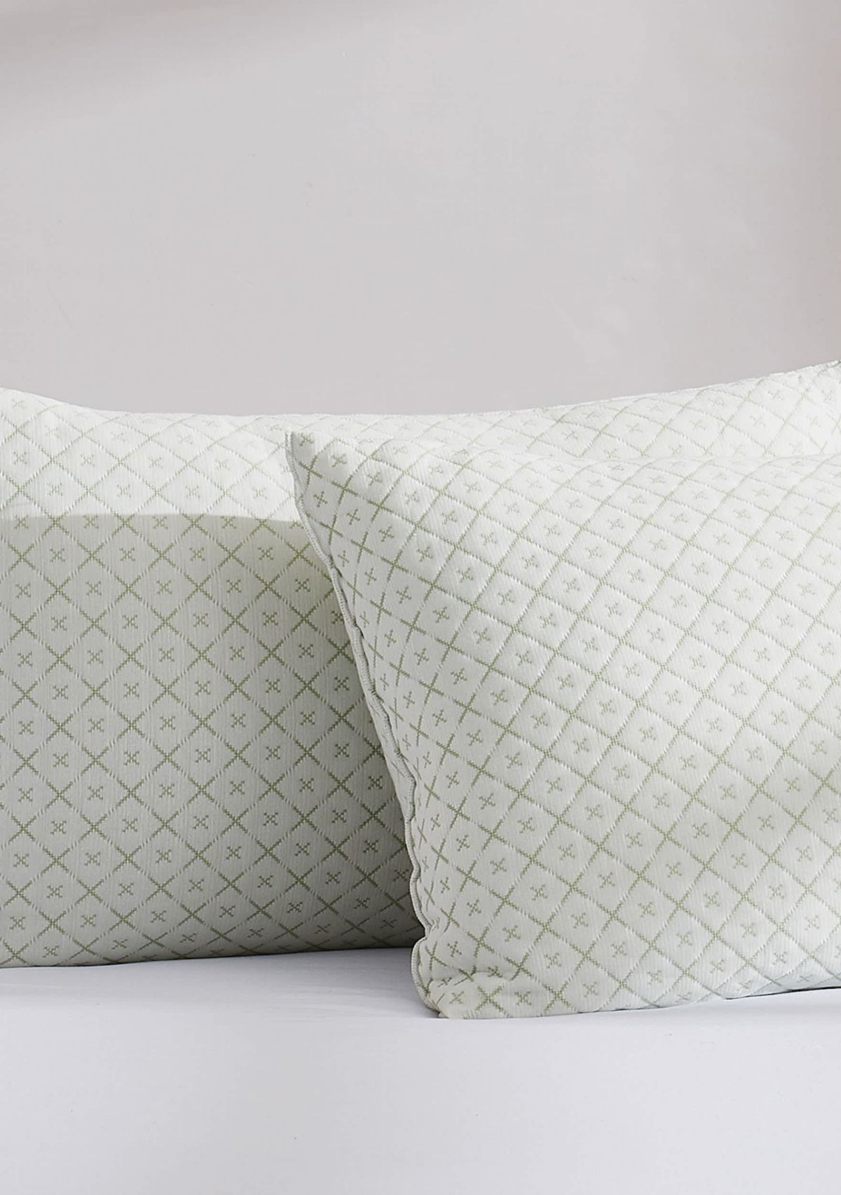 London Fog Bamboo Knit King 2 Pack Pillow