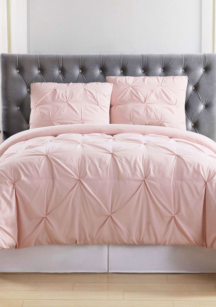 Everyday Pleated Comforter Set