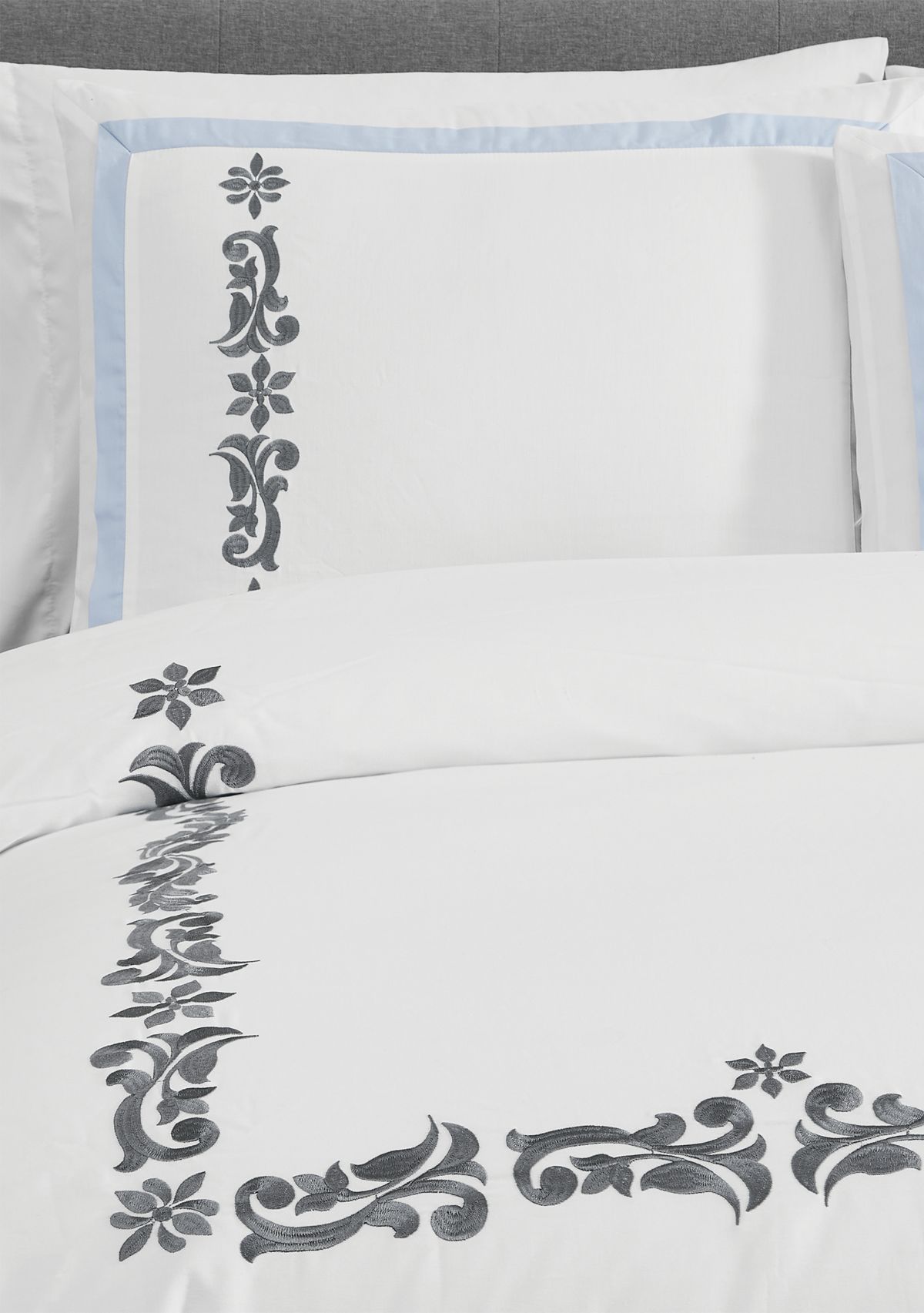 Cordelia Comforter 