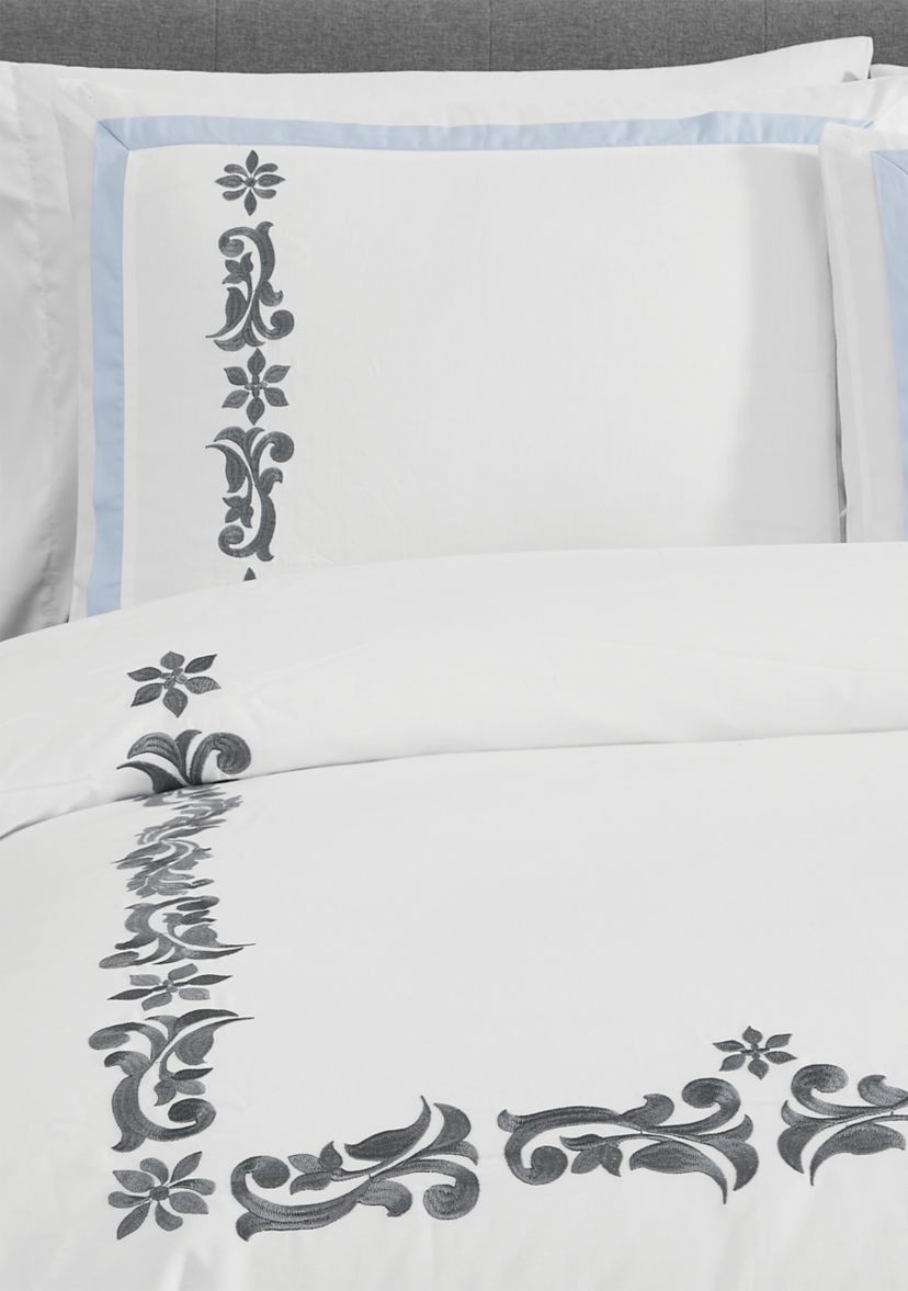 Cordelia Comforter 