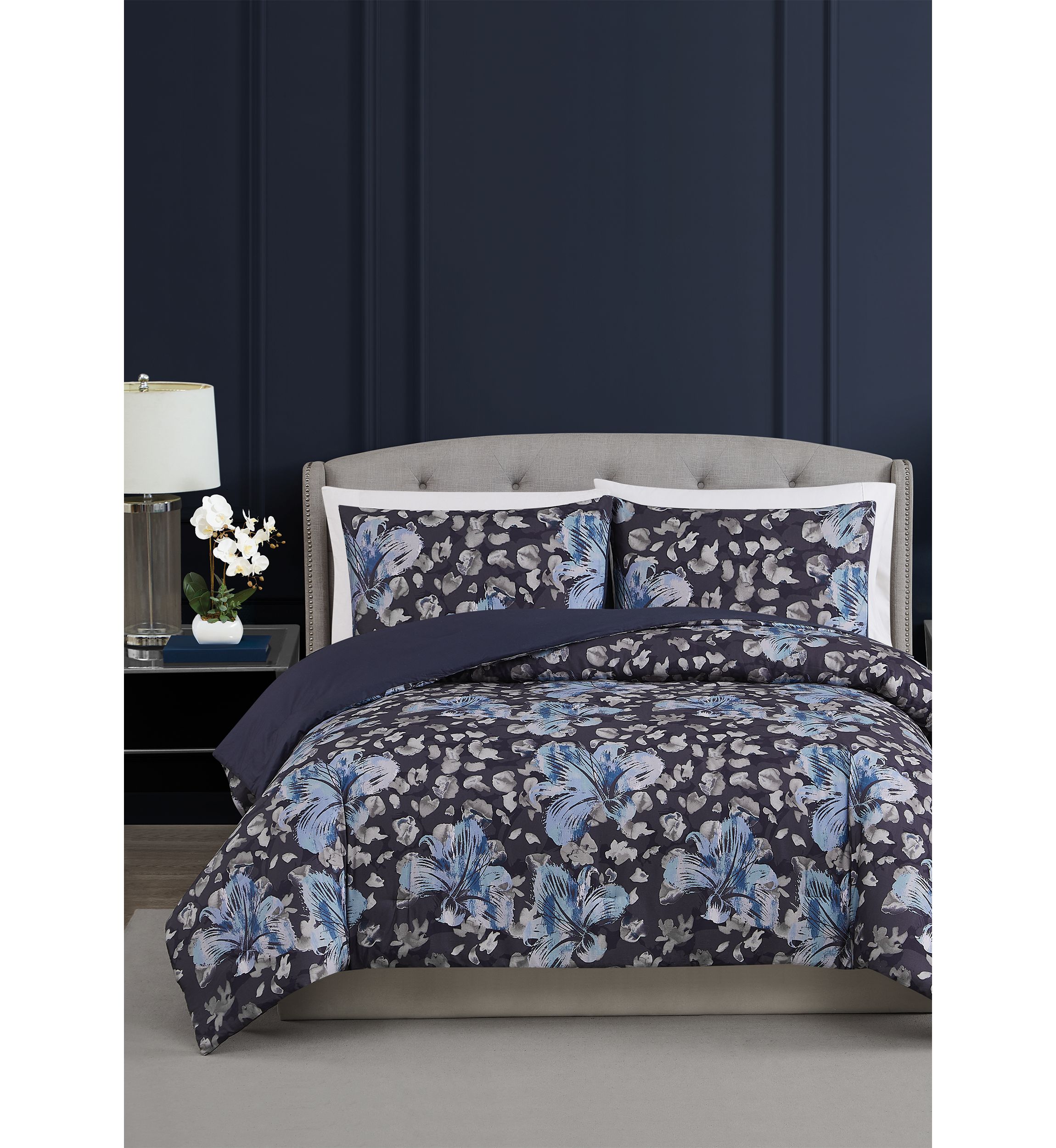 Floral Affair Comforter Set