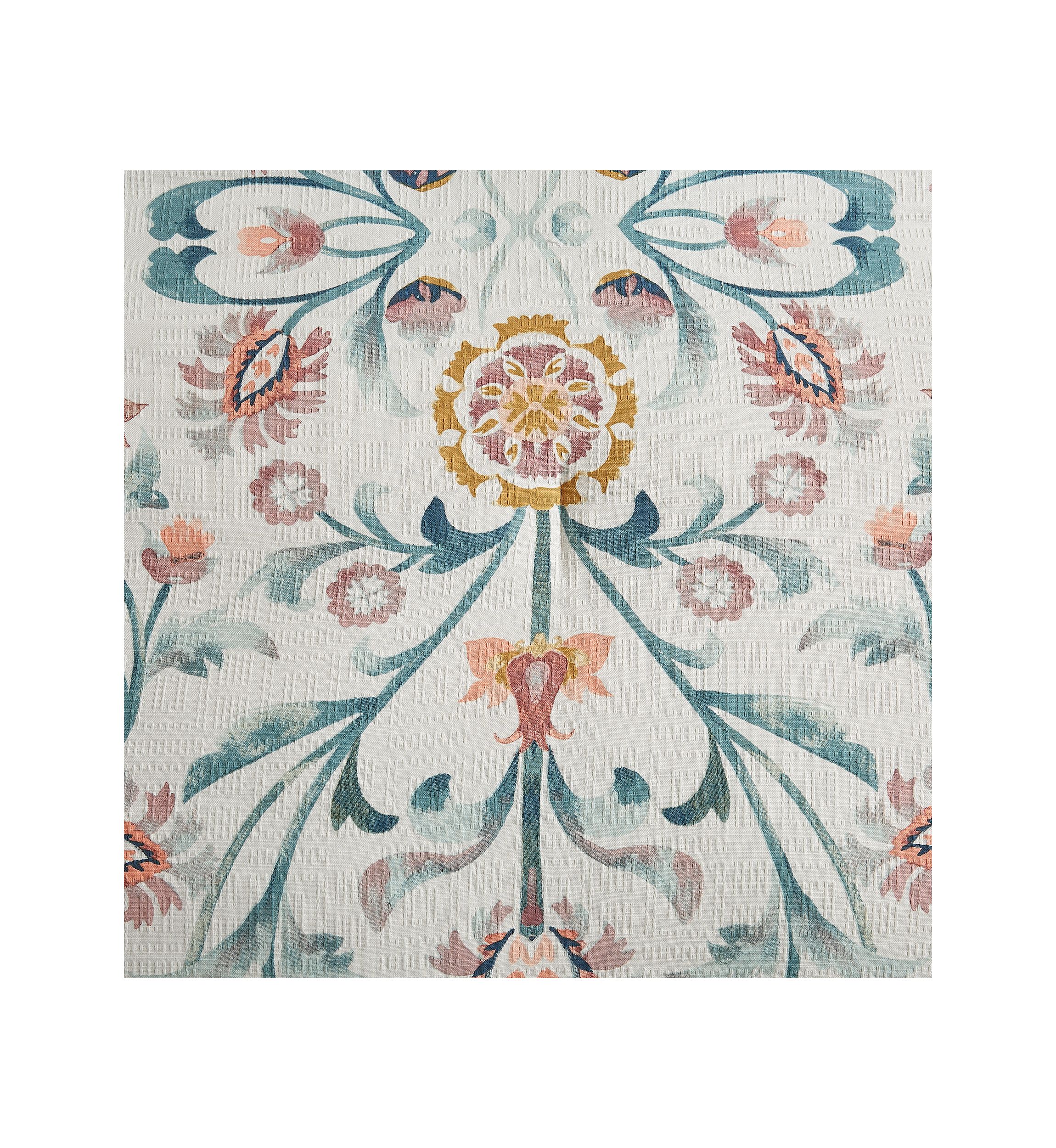 Leona Comforter Set