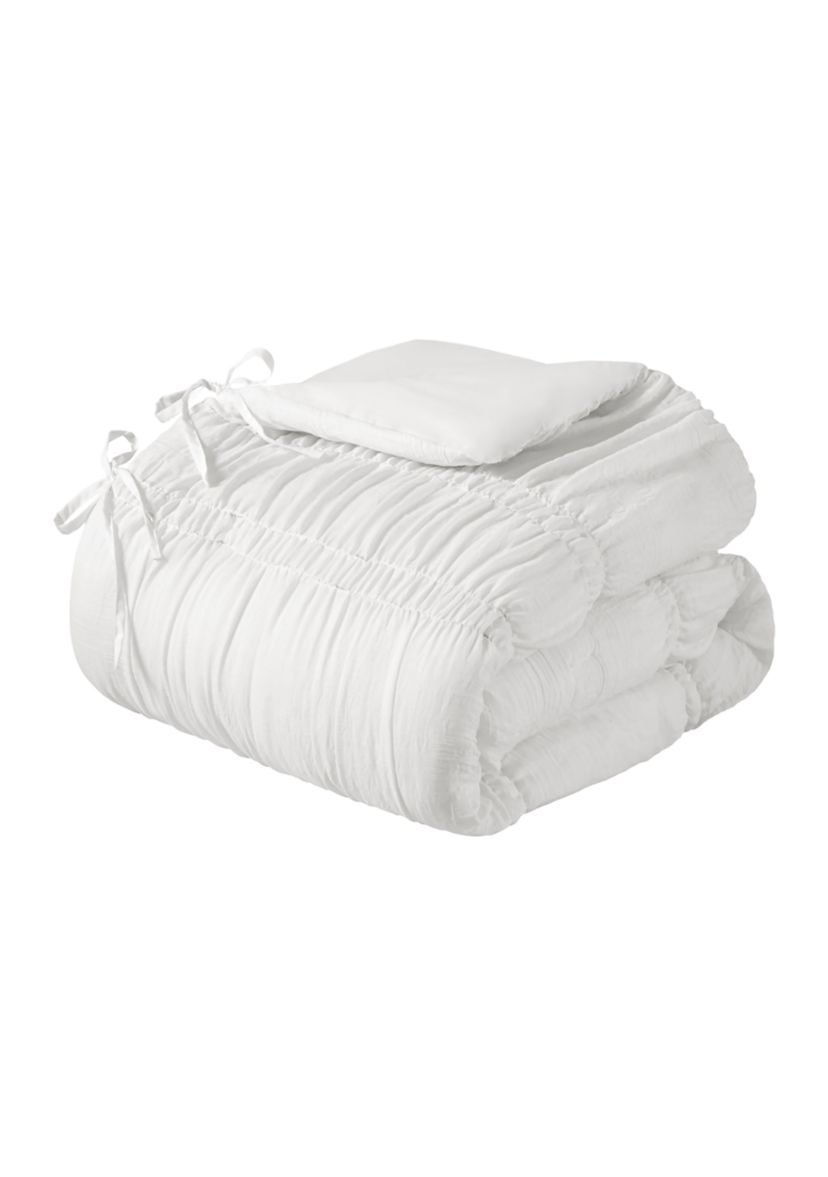 Mia Comforter Set