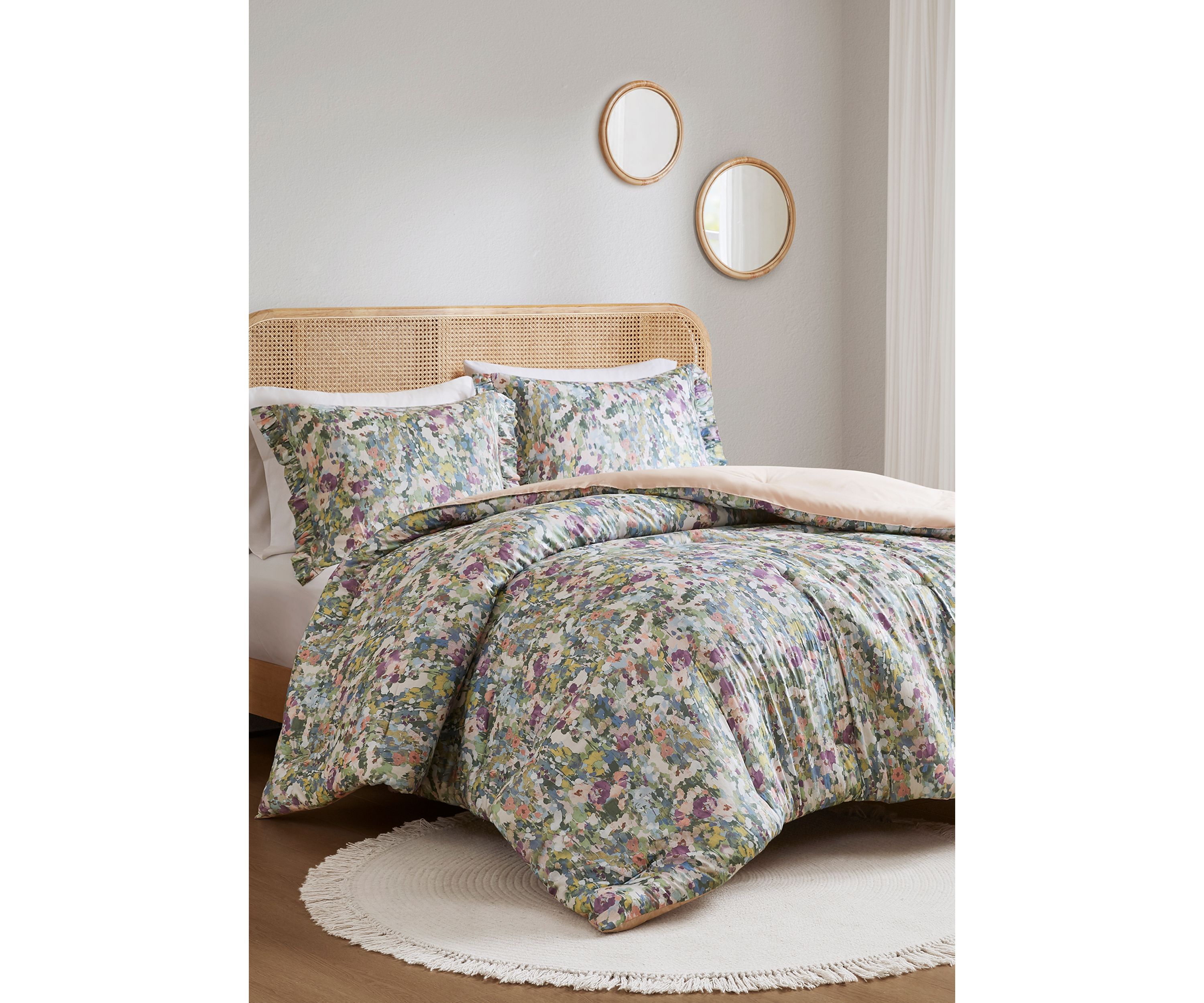 Sabrina Comforter Set