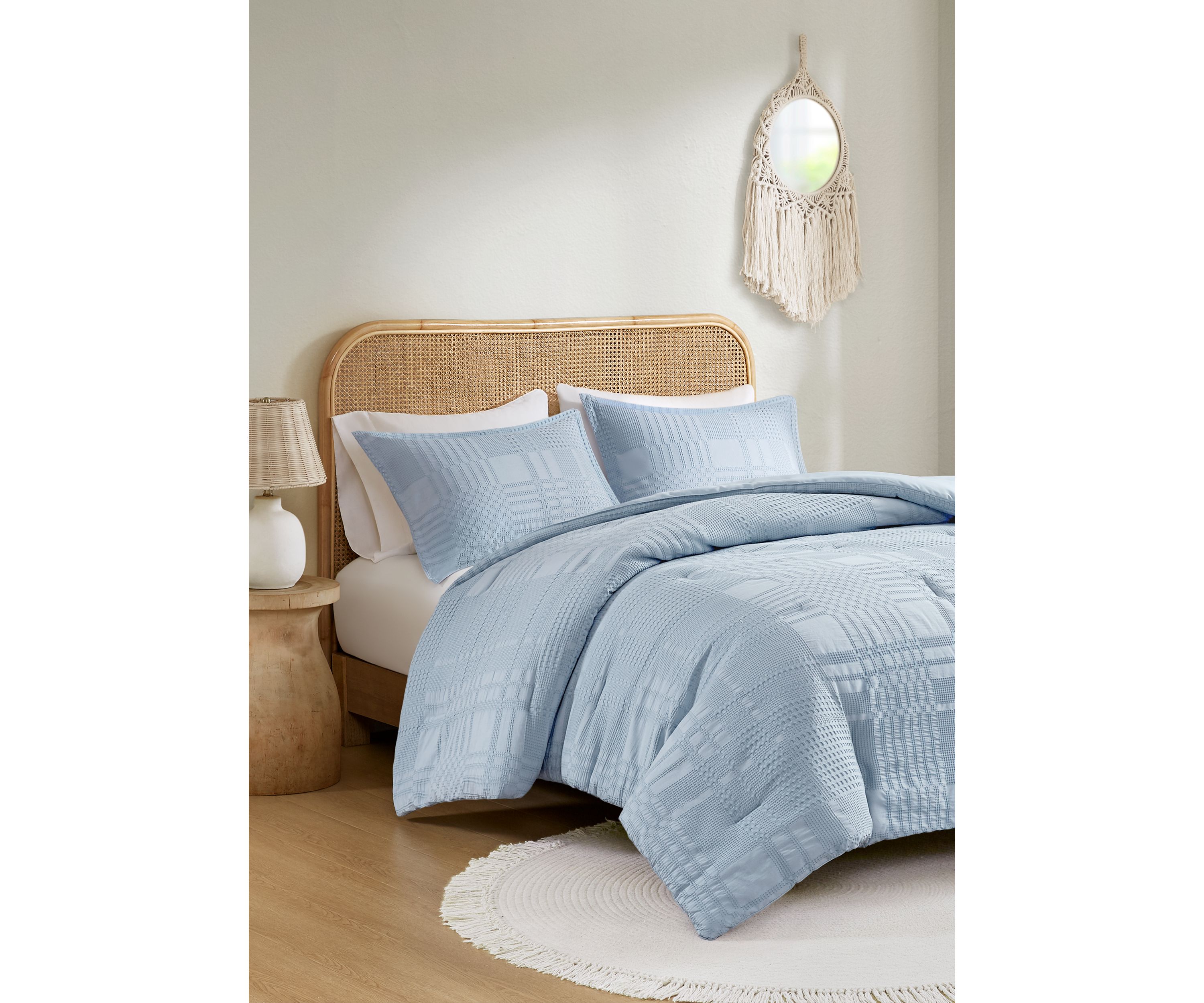 Milligan Comforter Set