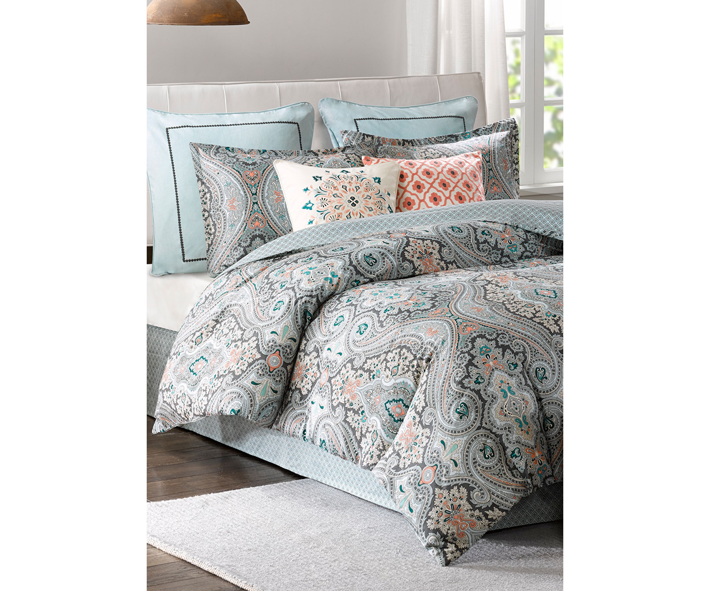 Sterling Reversible Comforter Set