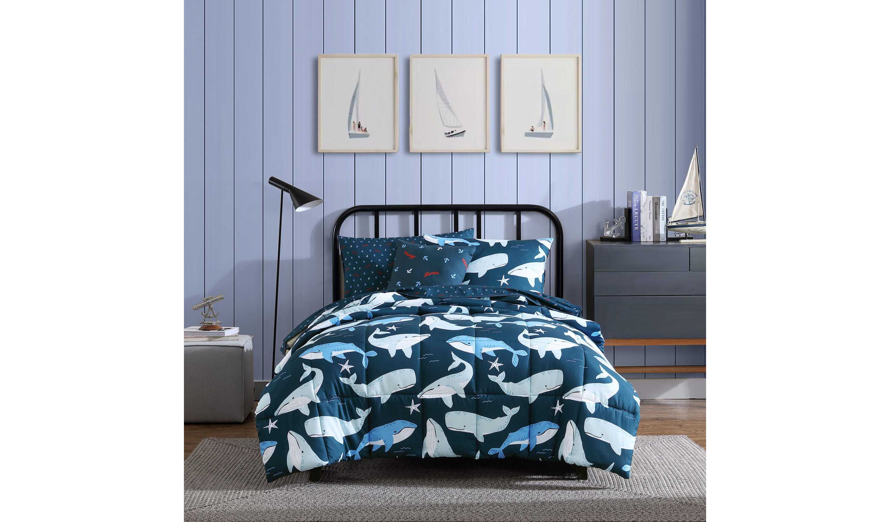 Finnian Whales Microfiber Comforter Bonus Set