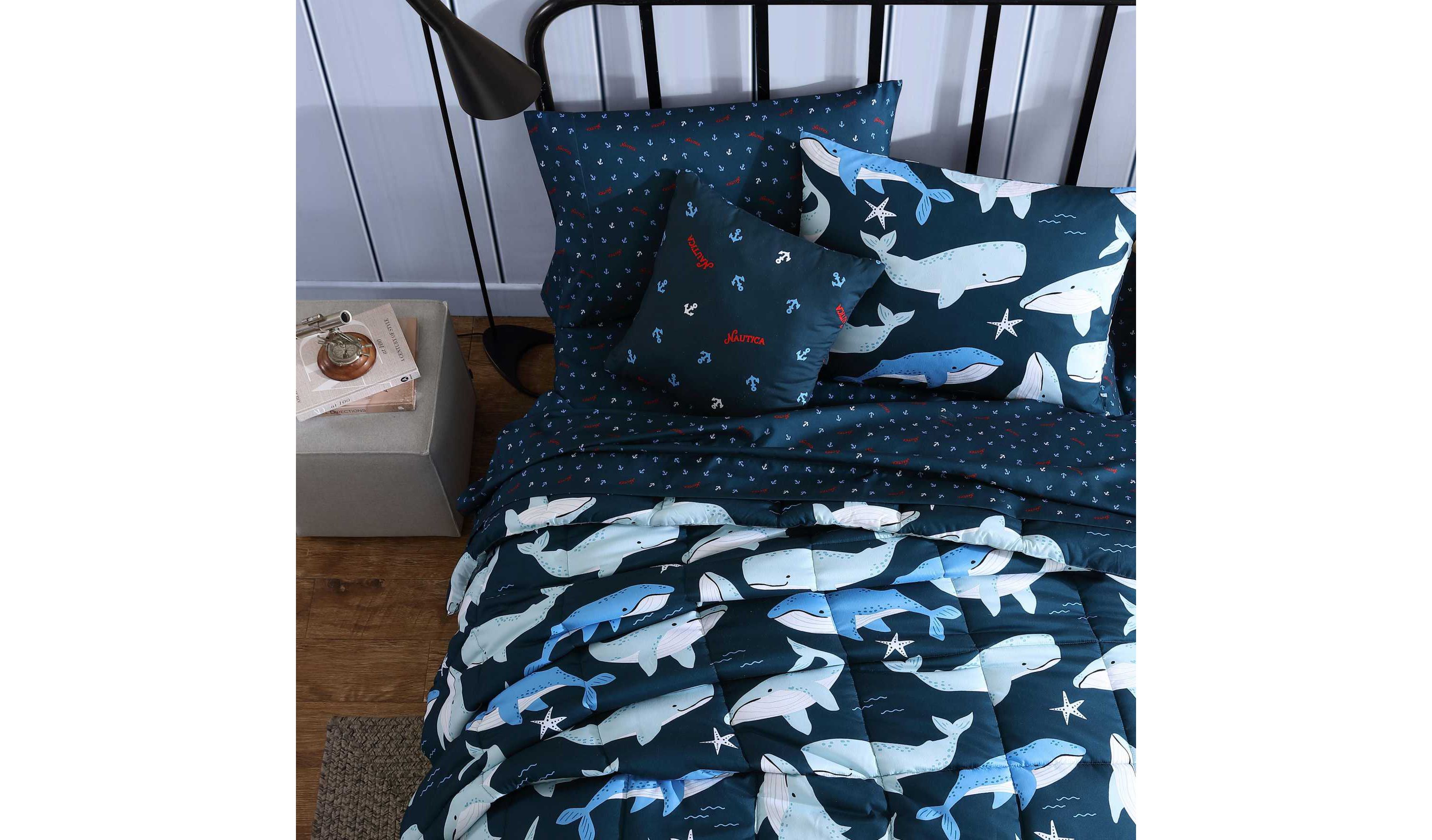 Finnian Whales Microfiber Comforter Bonus Set