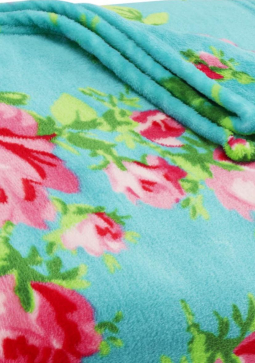 Bouquet Day Ultra Soft Plush Throw