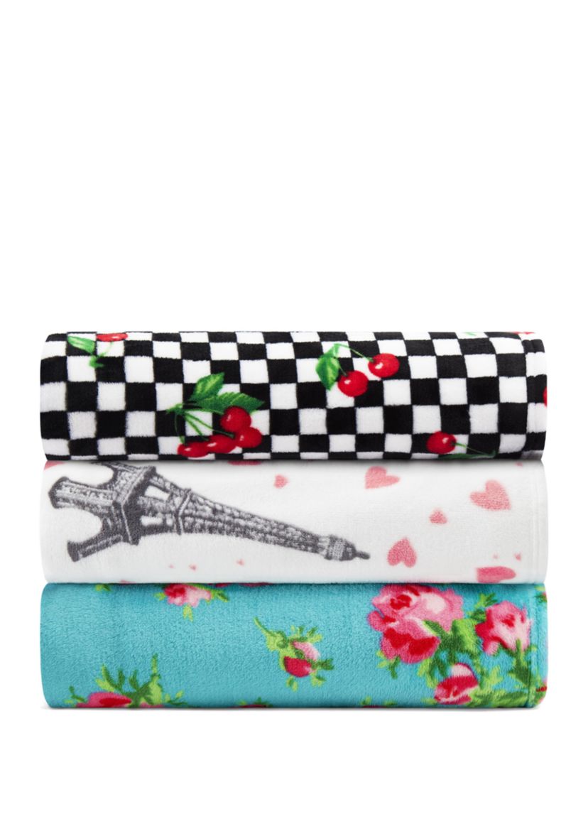 Bouquet Day Ultra Soft Plush Throw
