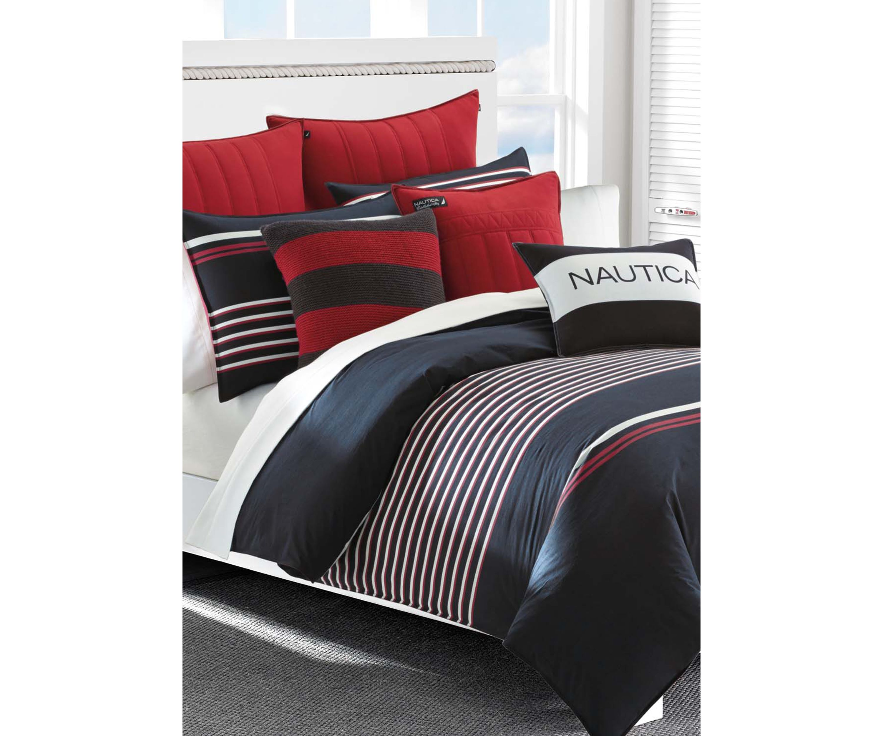 Mineola Navy Comforter Set 