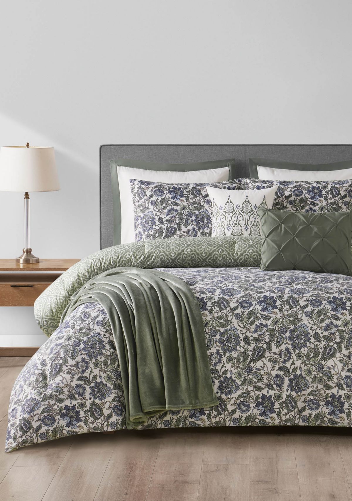 Pompano 8-Piece Comforter Set 