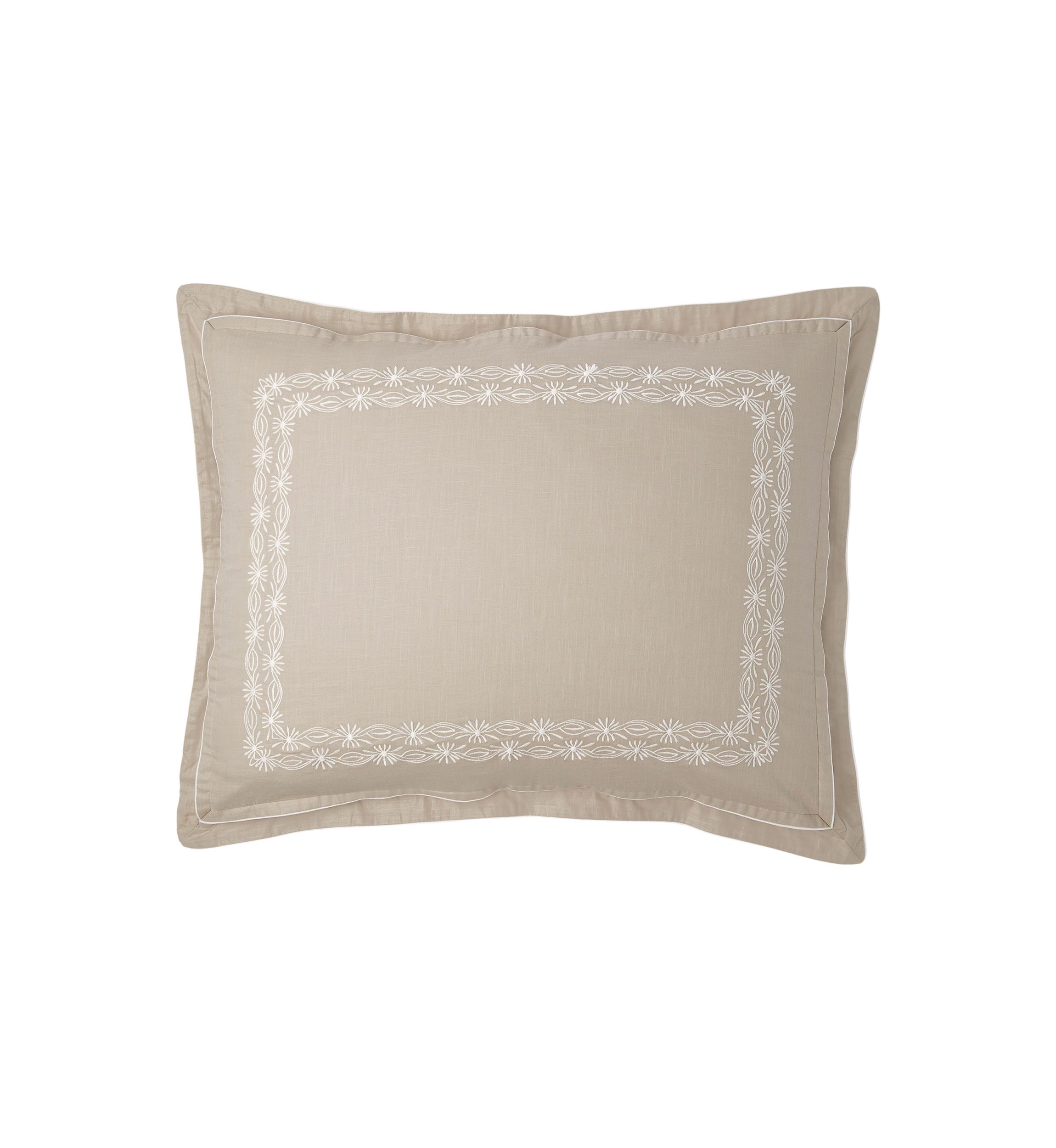 Adonare Comforter Set