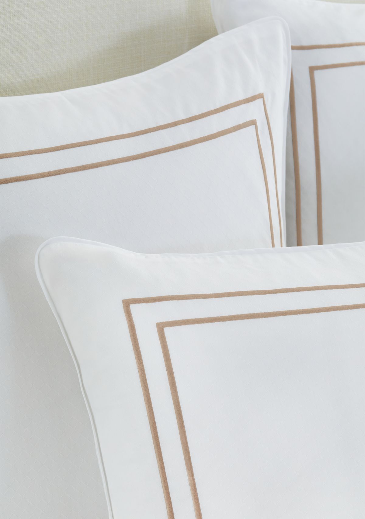 Diamond Double Barrata Comforter Set
