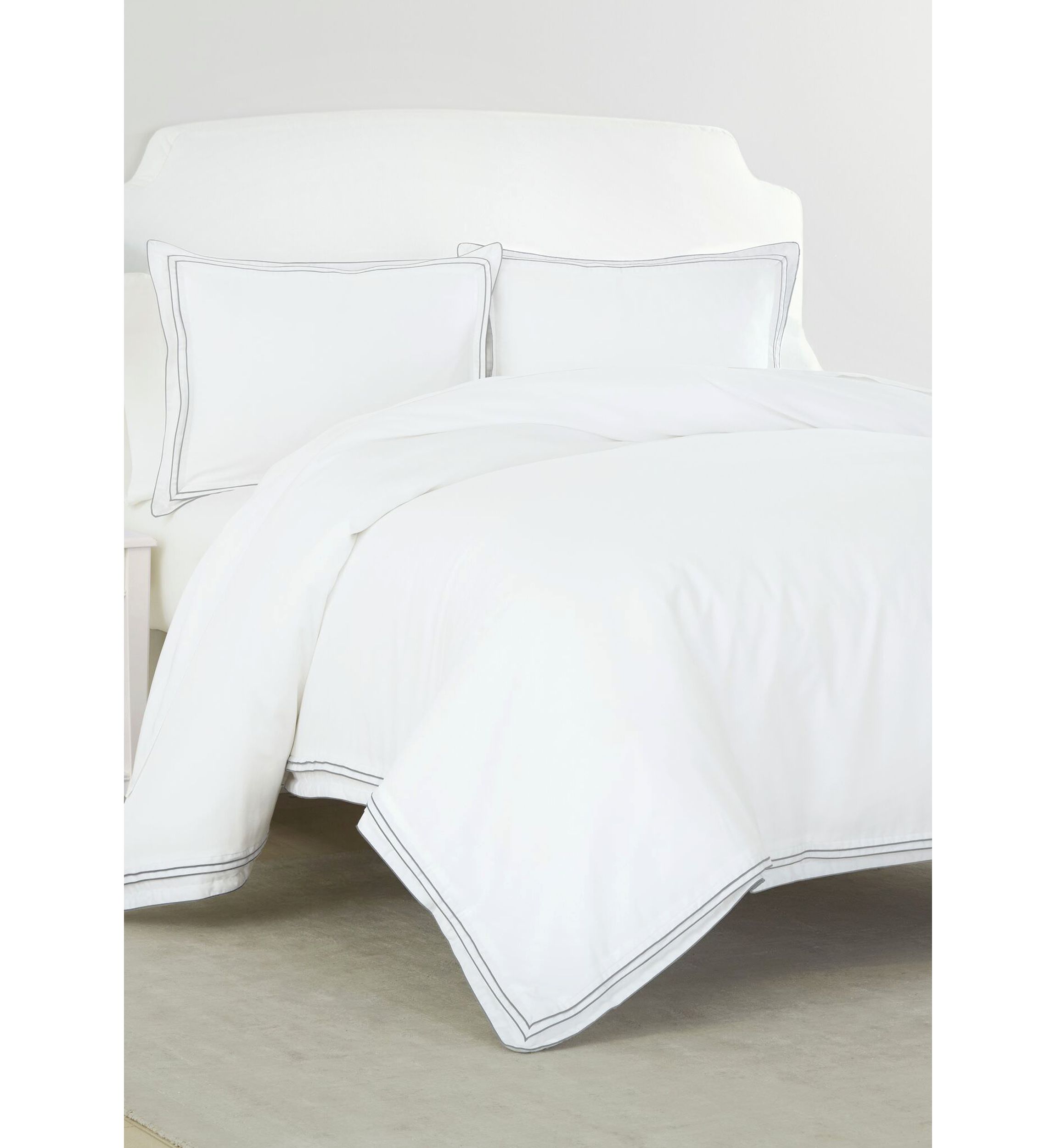 Elegant Edge 3-Piece Comforter Set
