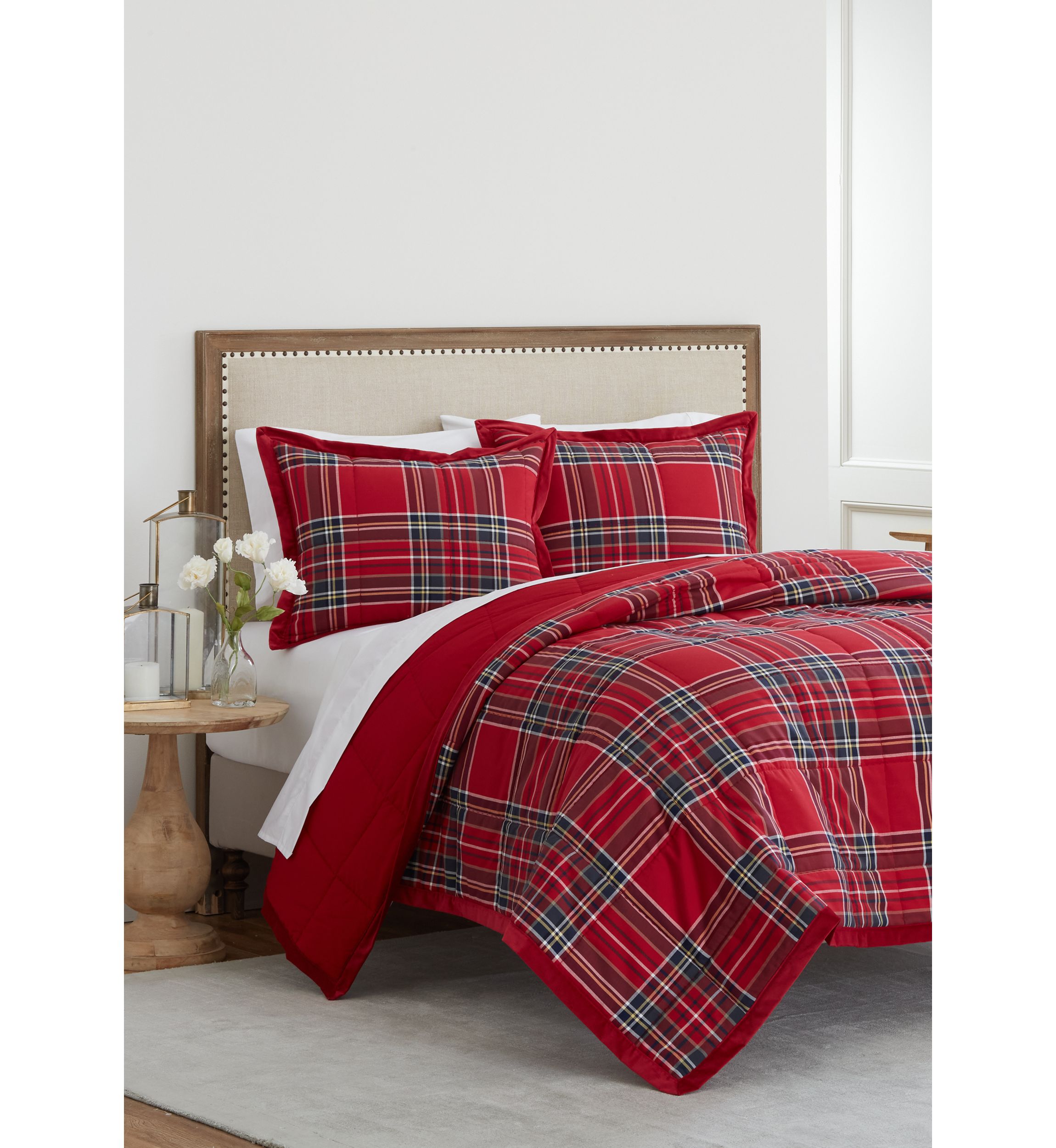 Holiday Plaid Quilt Set