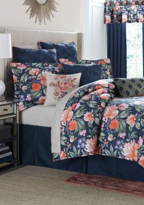 biltmore avignon bedding collectio