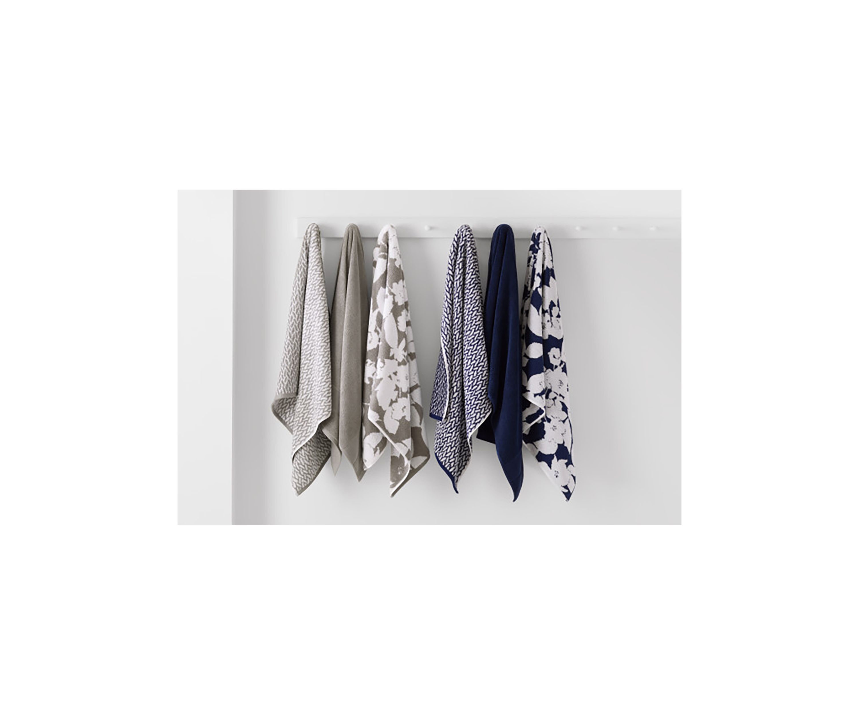 Sanders Antimicrobial Bath Towel Collection