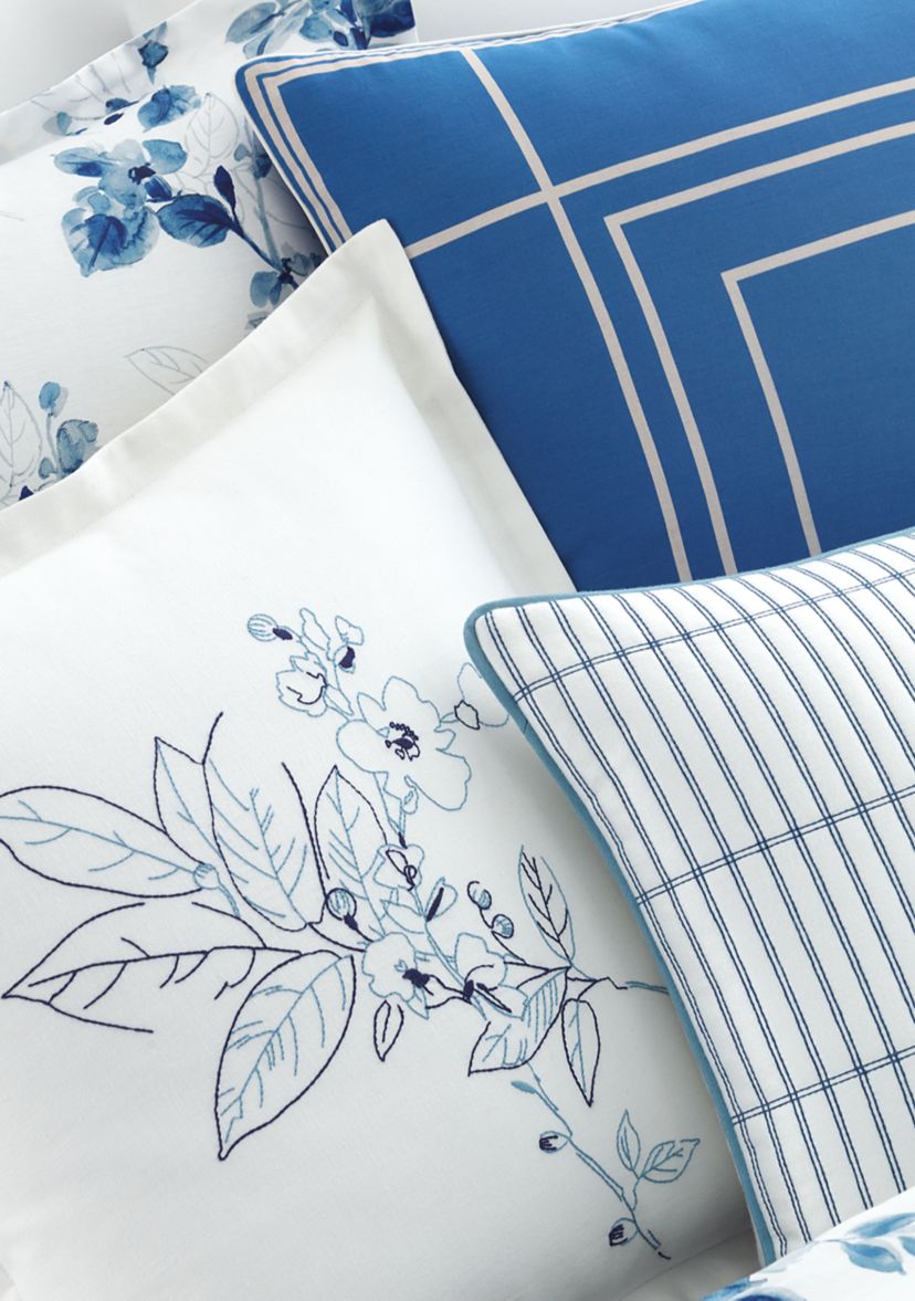 Sandra Floral Comforter Set