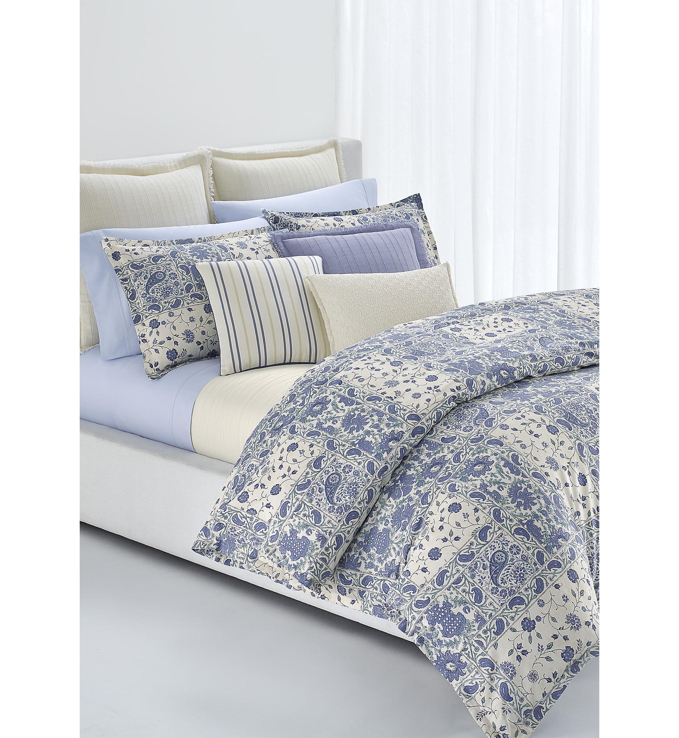 Callen Floral Comforter Set