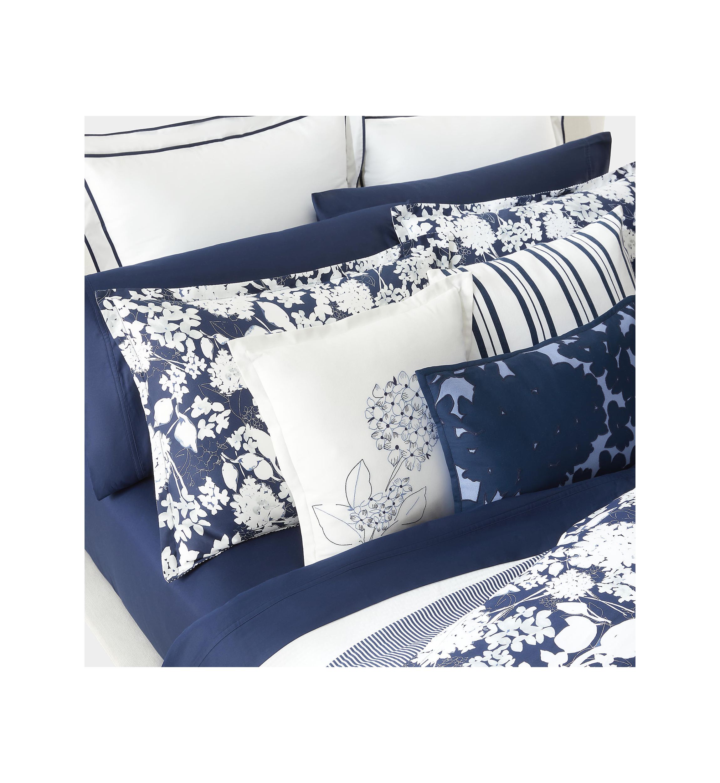 Reese Floral Comforter Set
