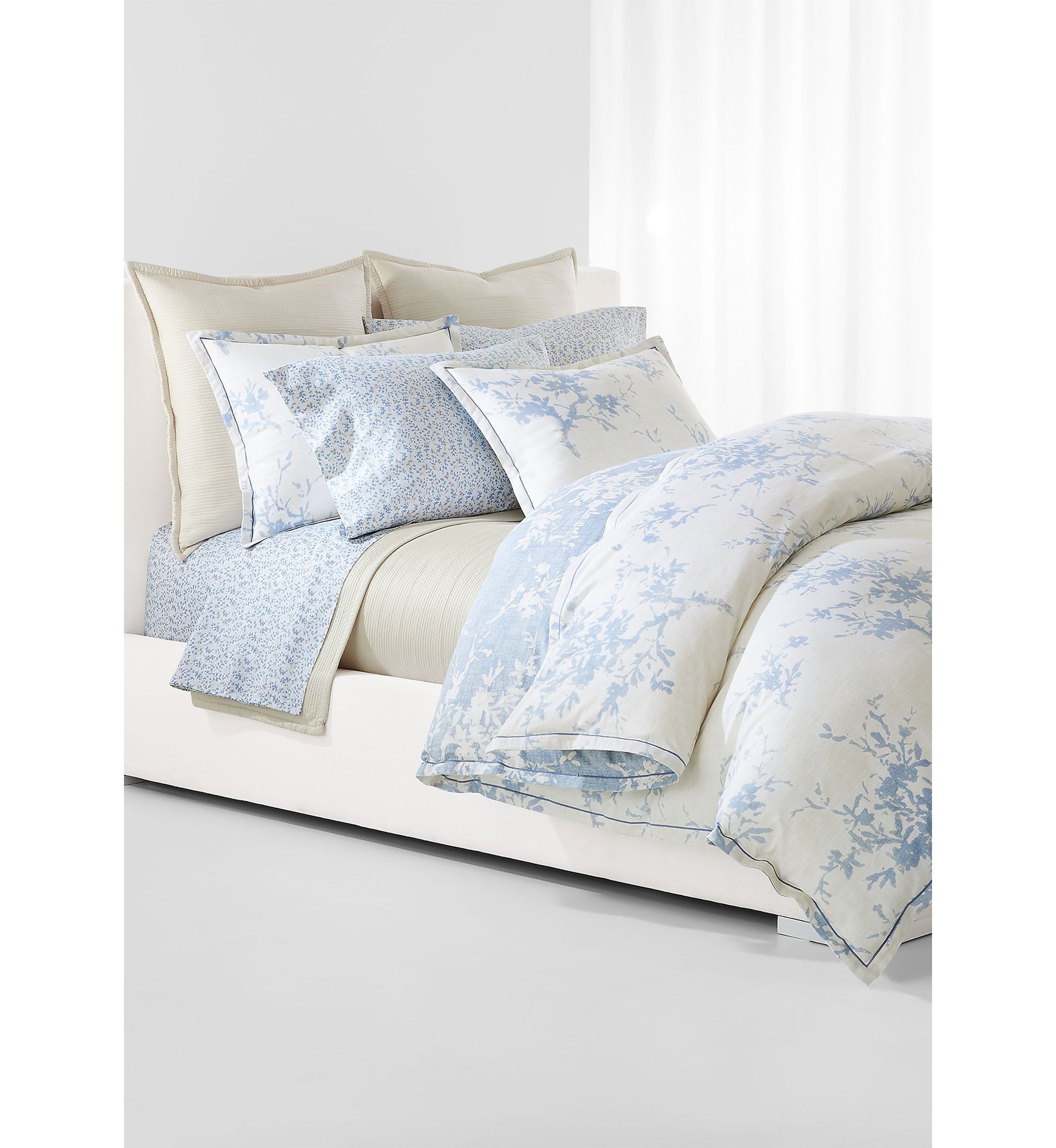 Eva Botanical Cotton Sateen Comforter Set