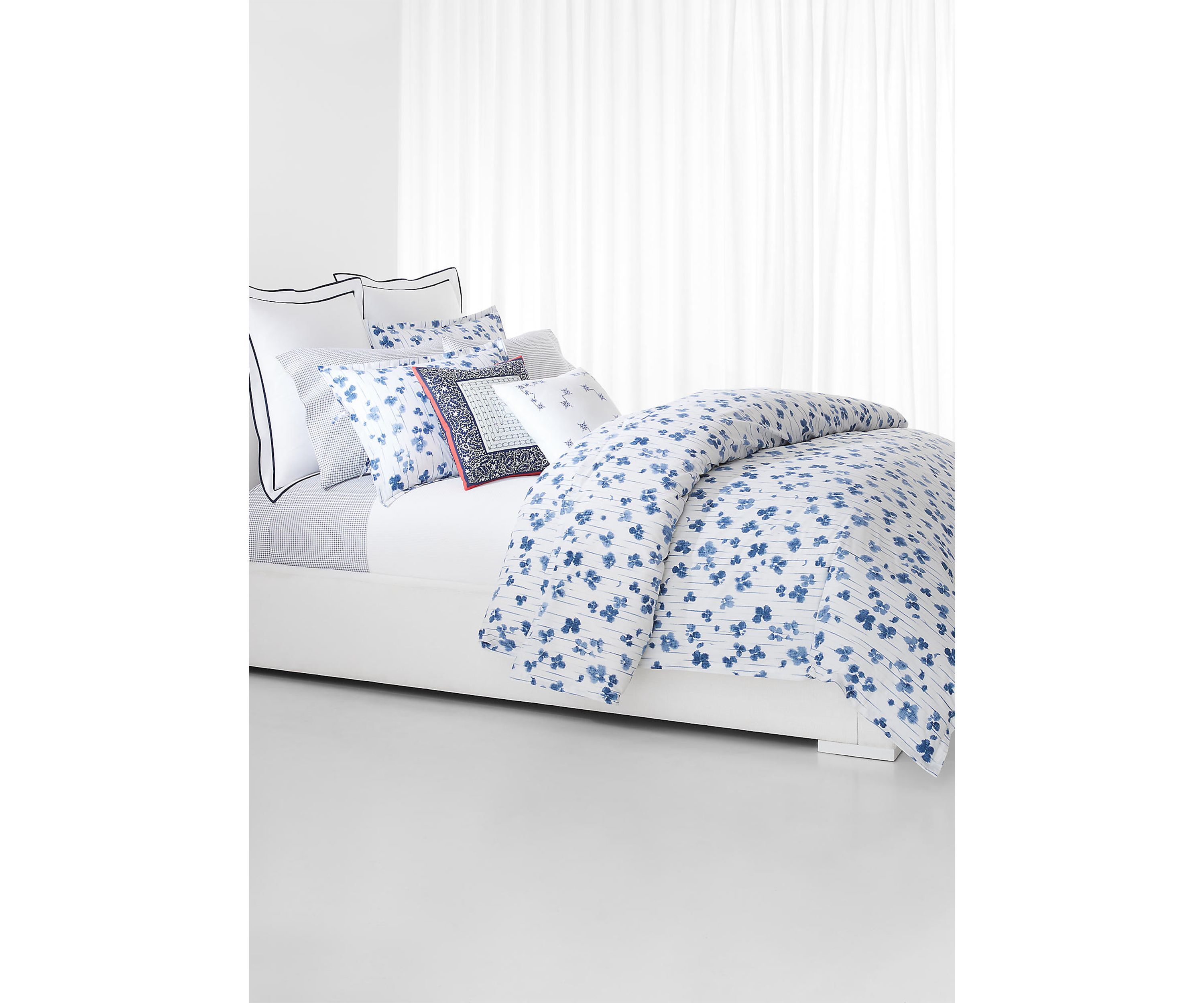Anya Floral Comforter Set