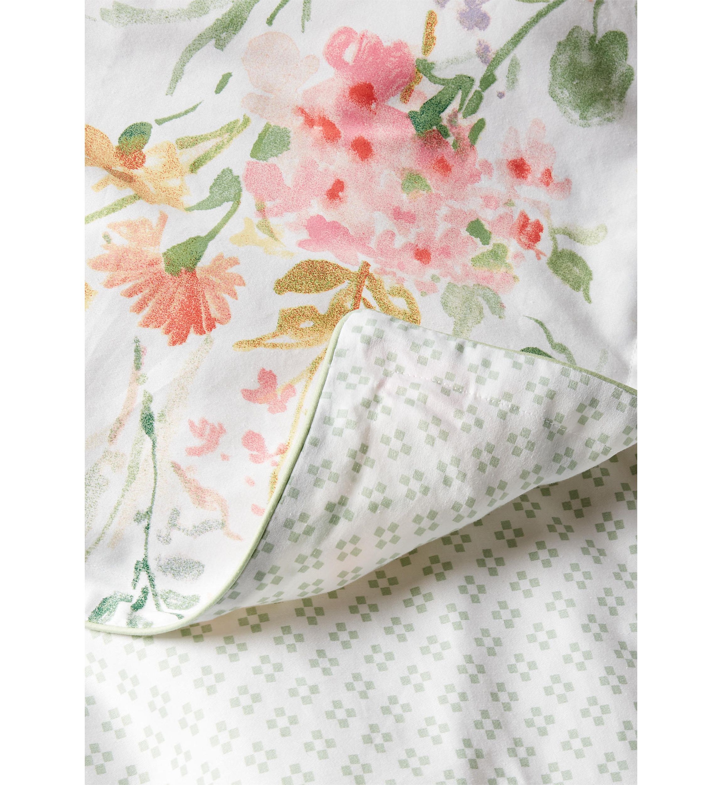 Marguerite Floral Comforter Set