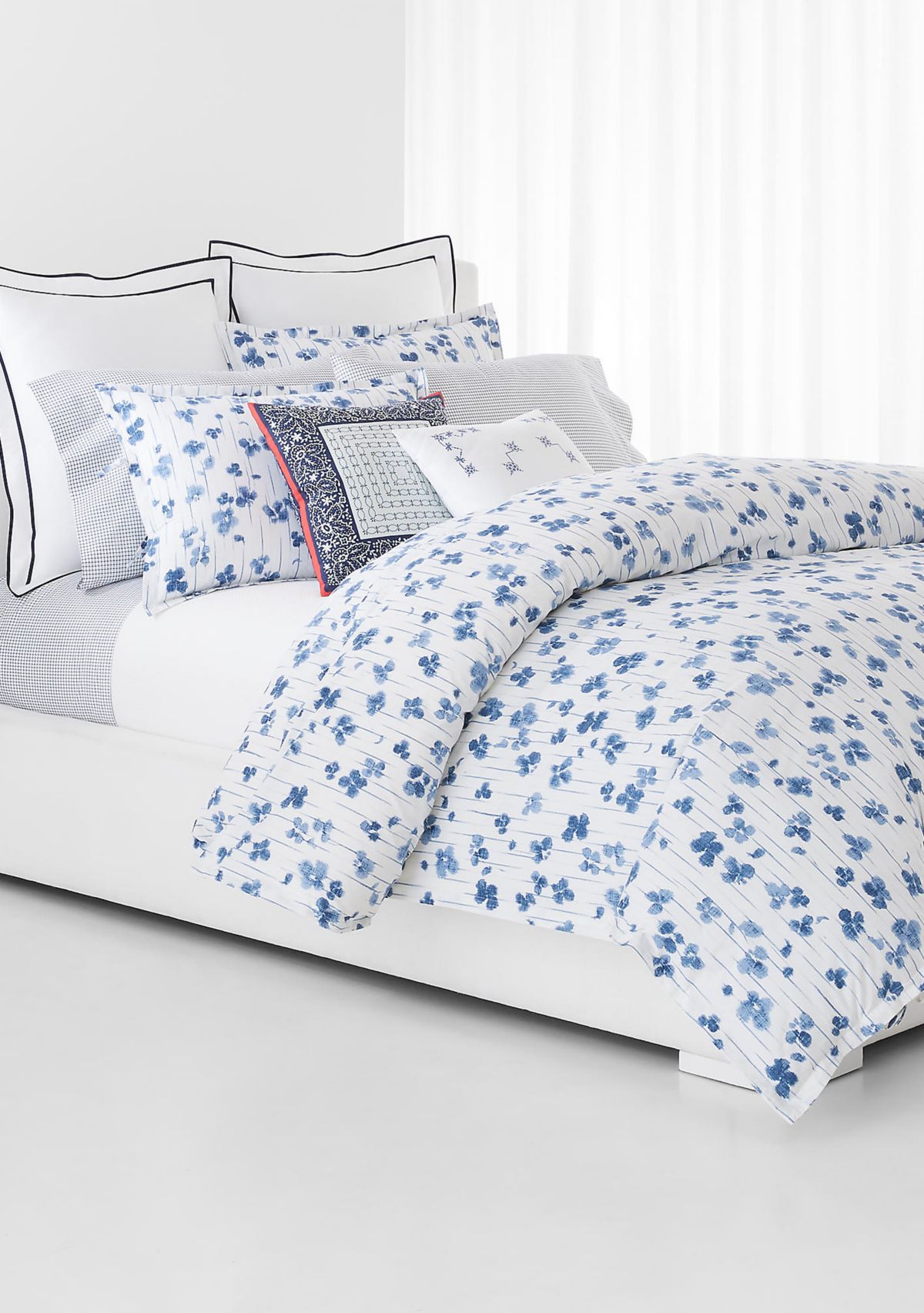Anya Floral Duvet Cover Set