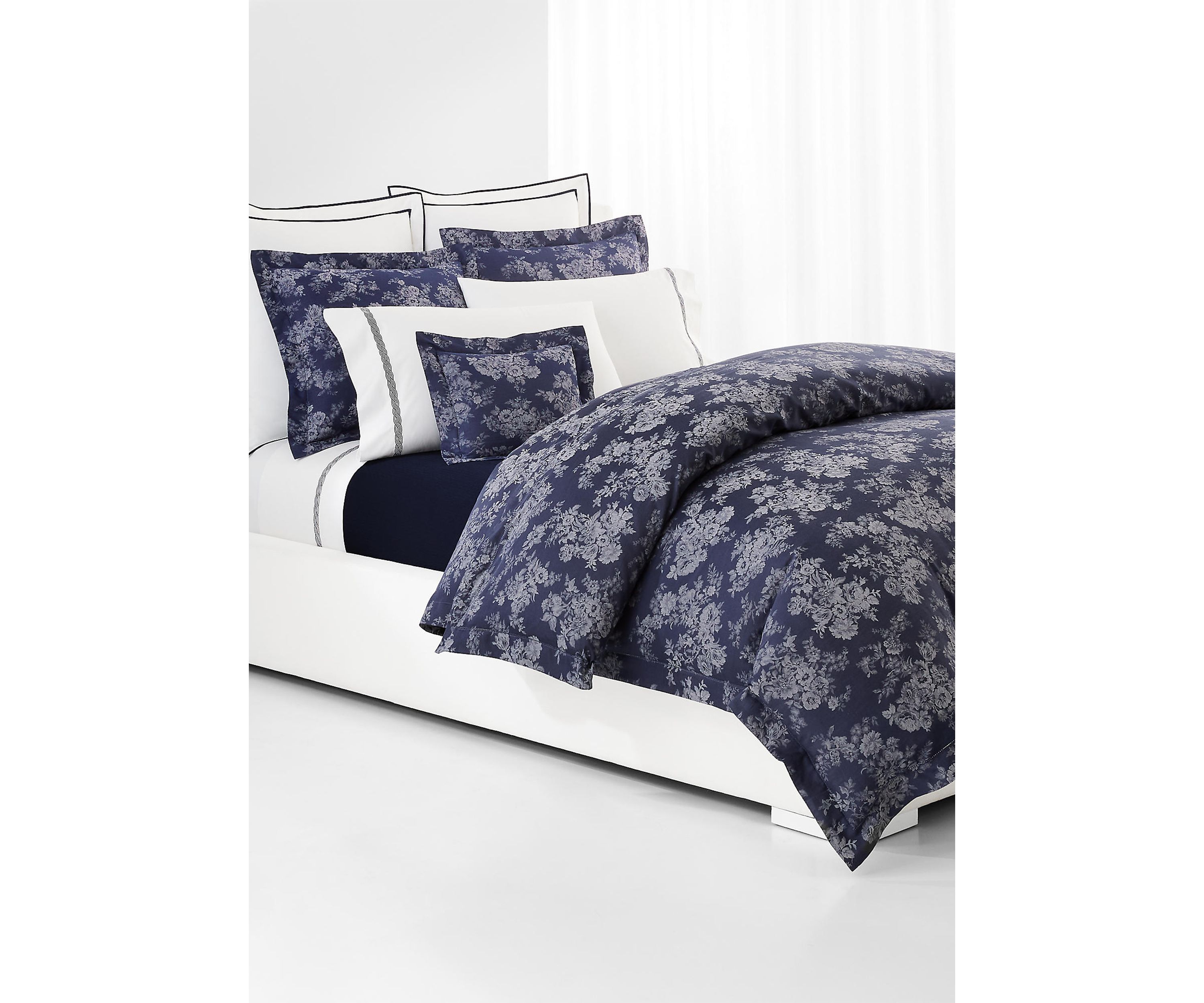 Mya Duvet Cover