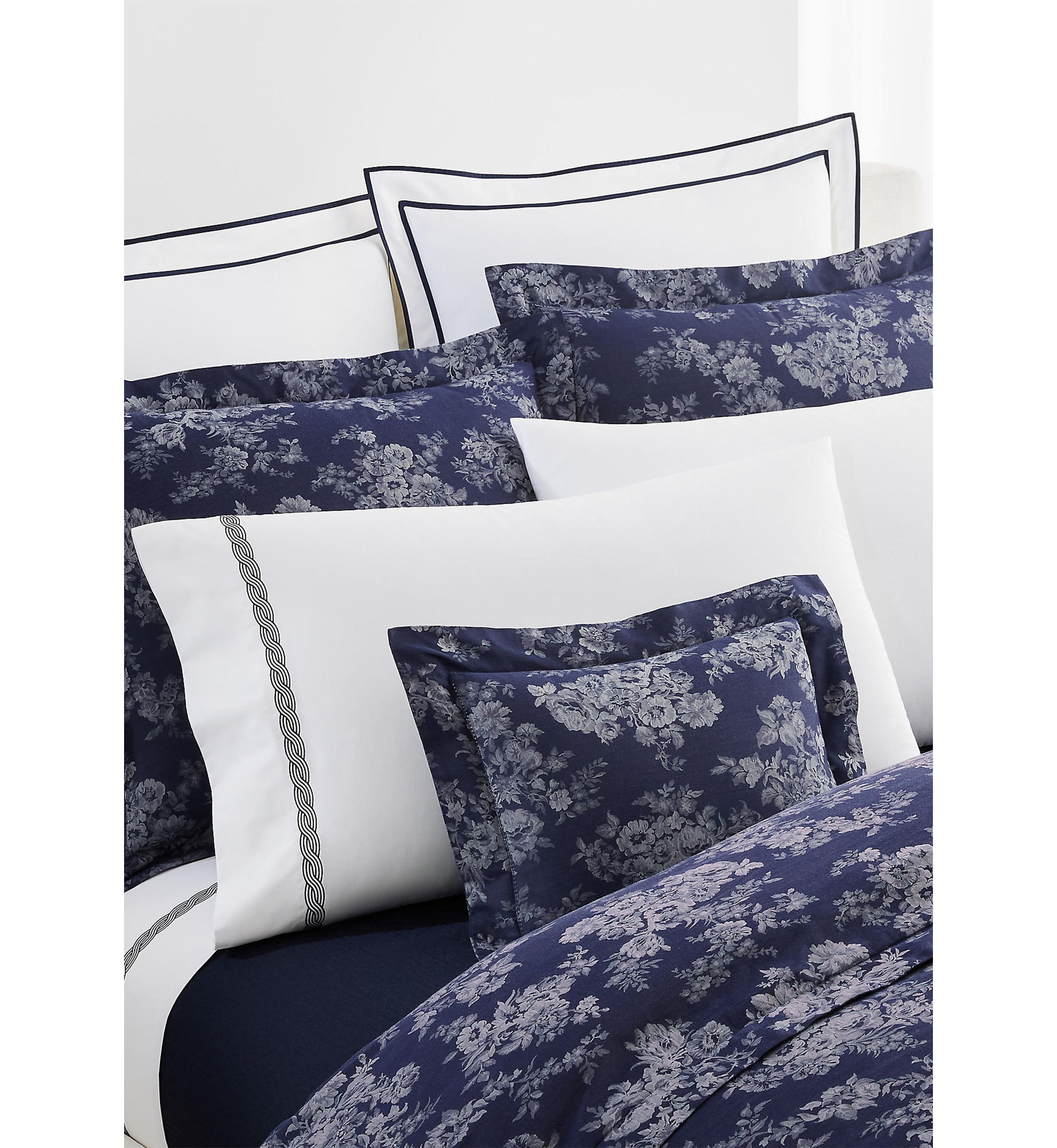 Mya Duvet Cover