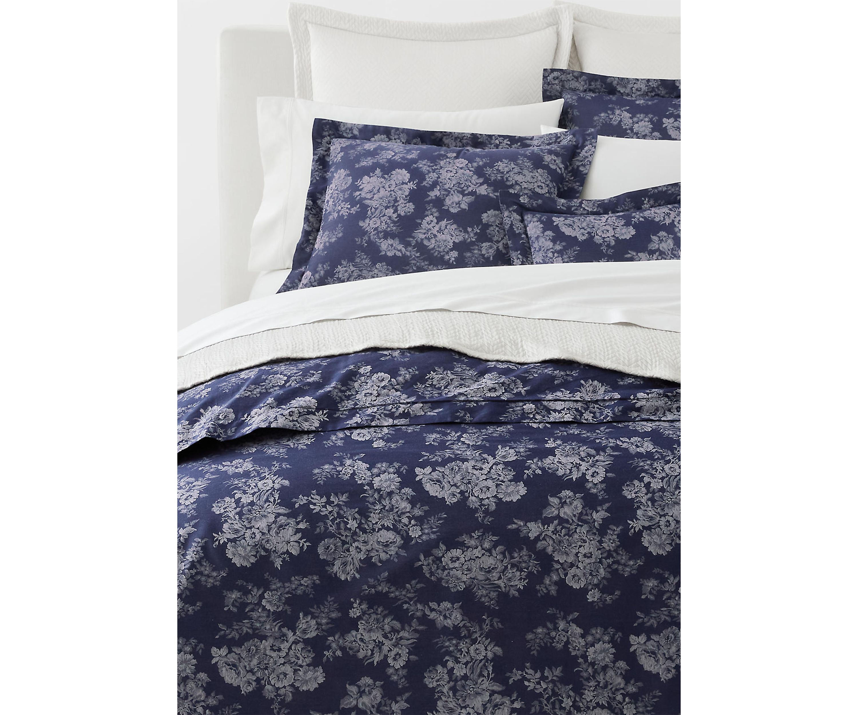 Mya Comforter