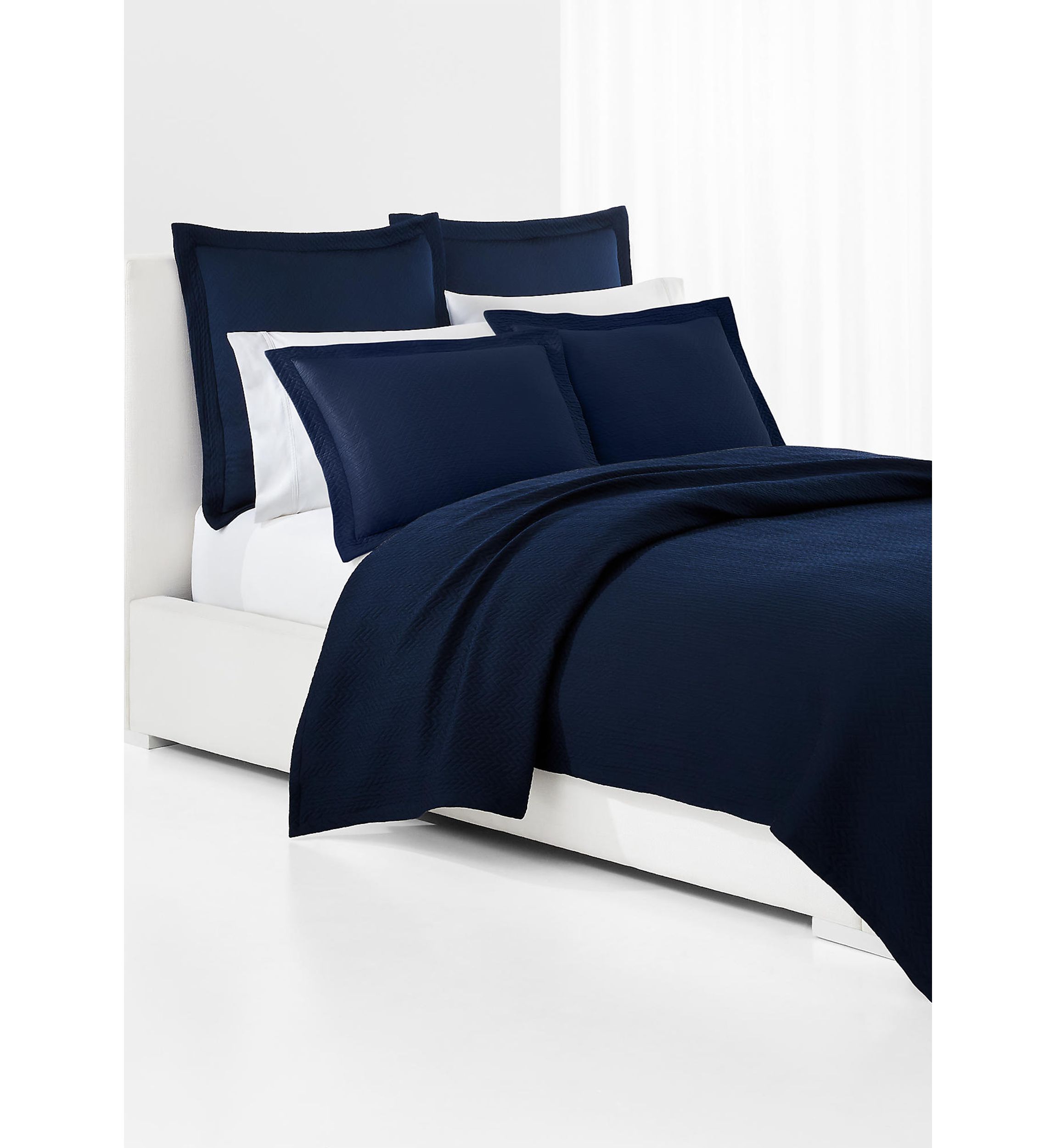 Kaia Matelassé Coverlet