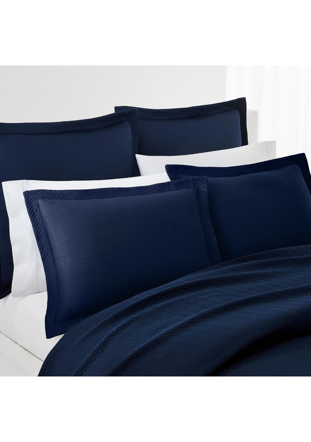 Kaia Matelassé Coverlet