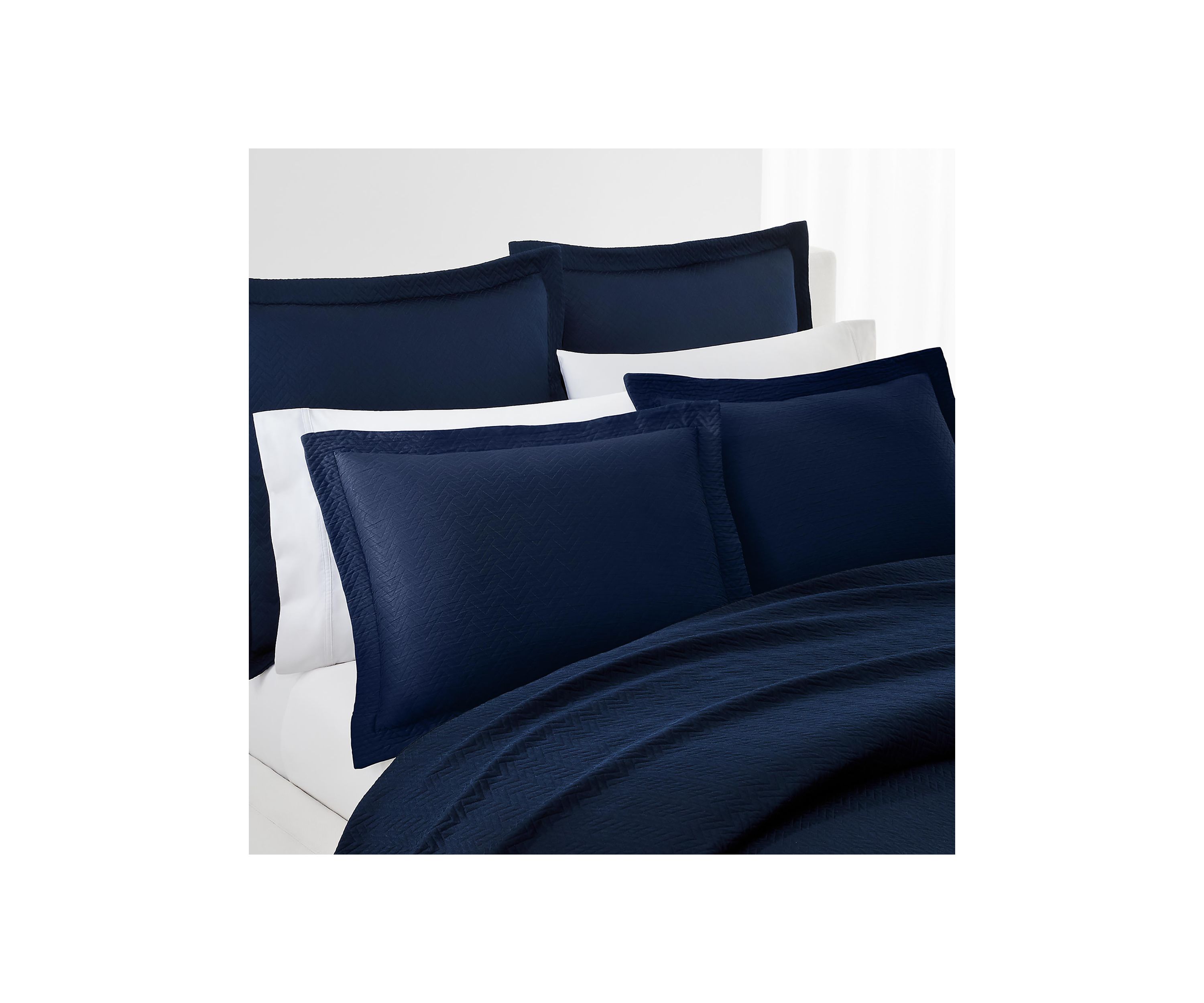 Kaia Matelassé Coverlet