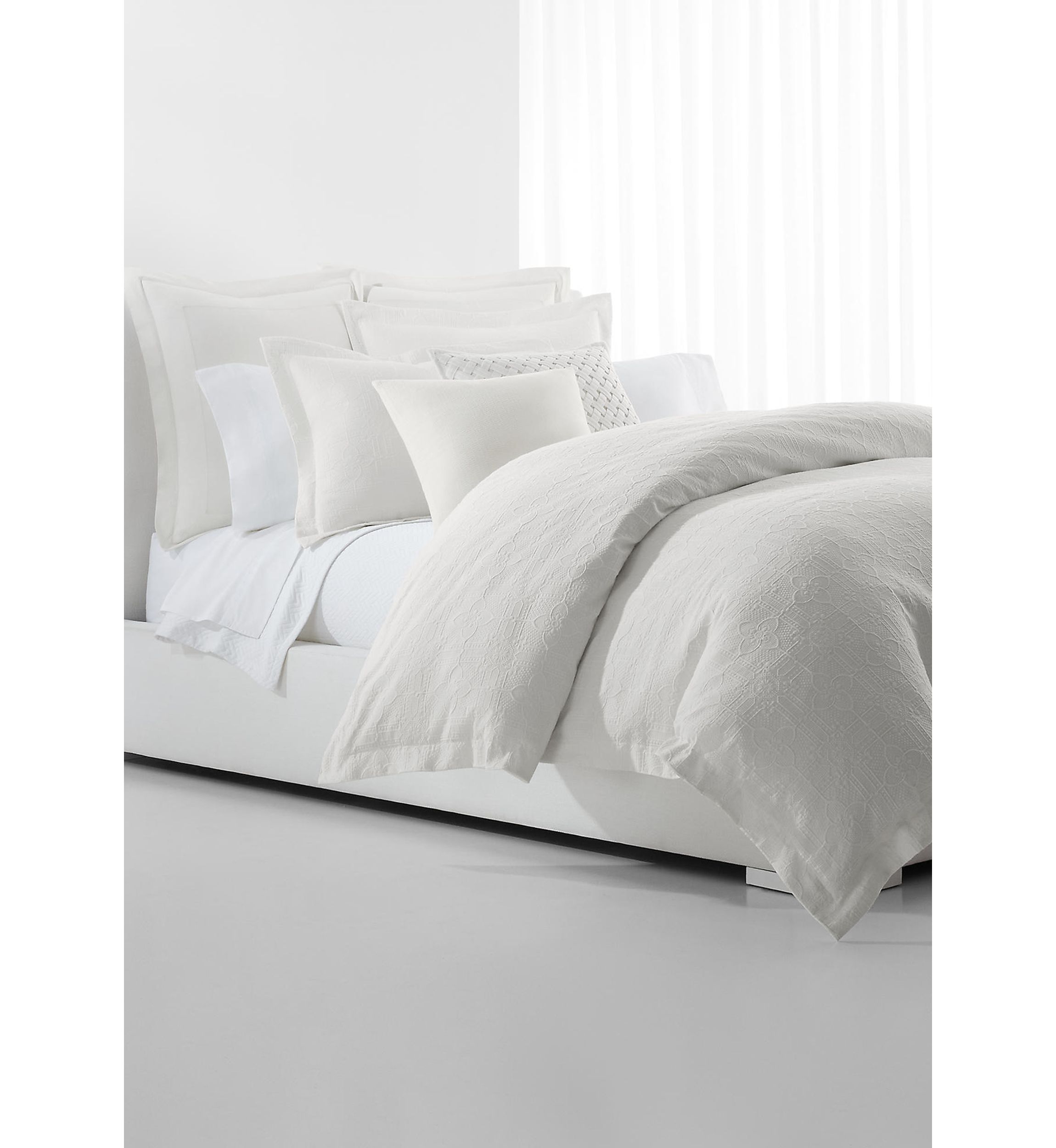 Sascha Comforter Set