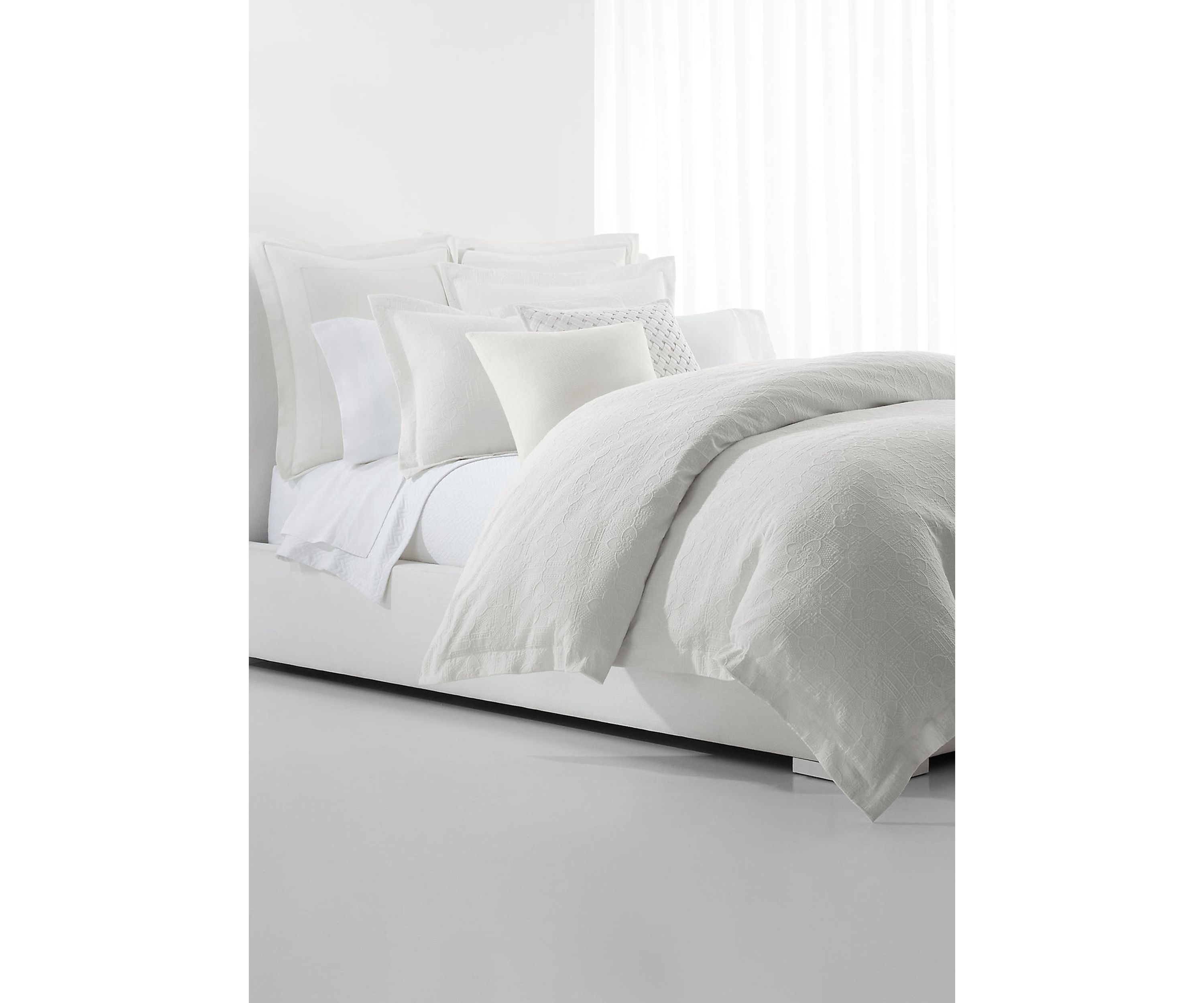 Sascha Comforter Set