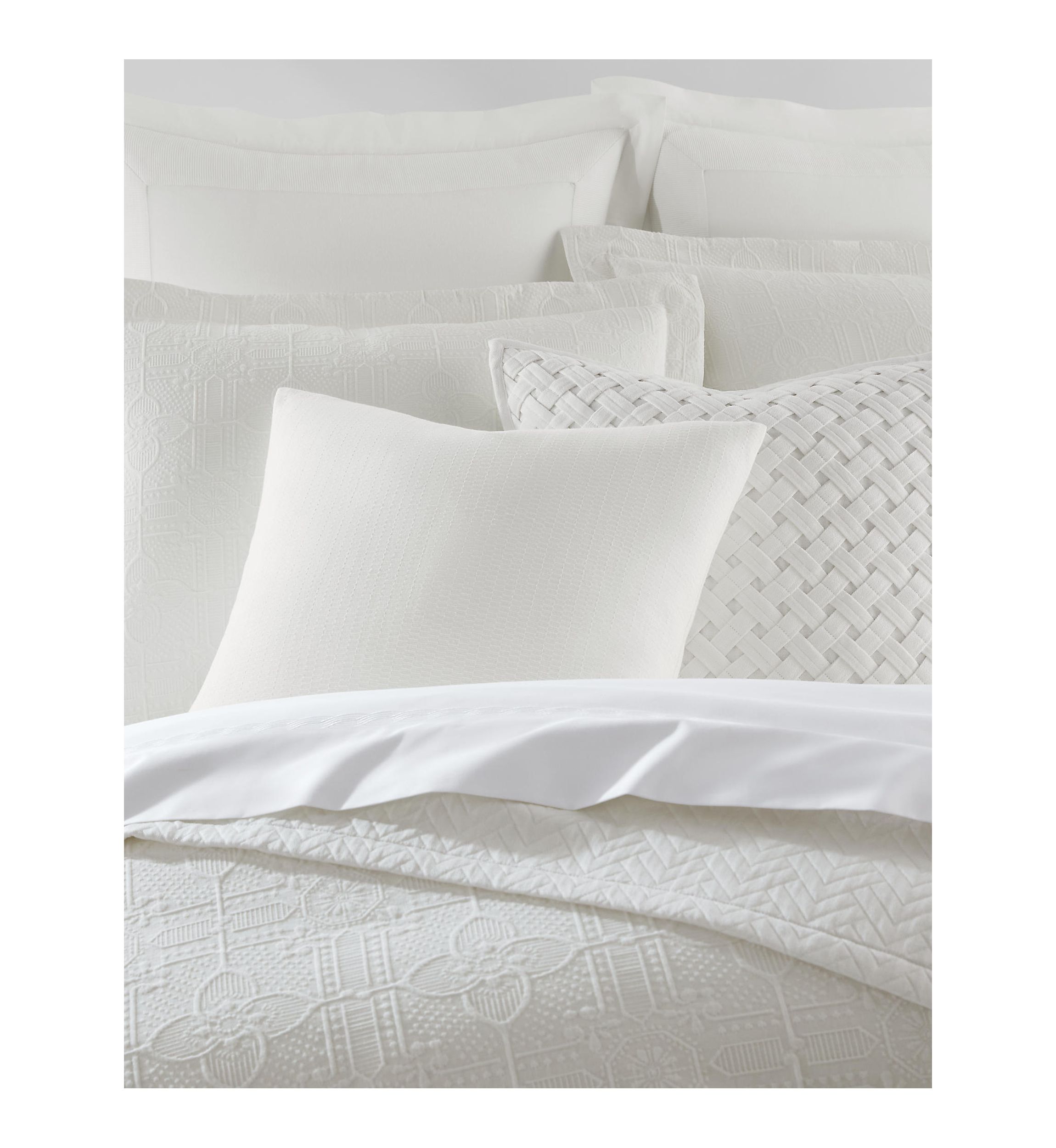 Sascha Comforter Set
