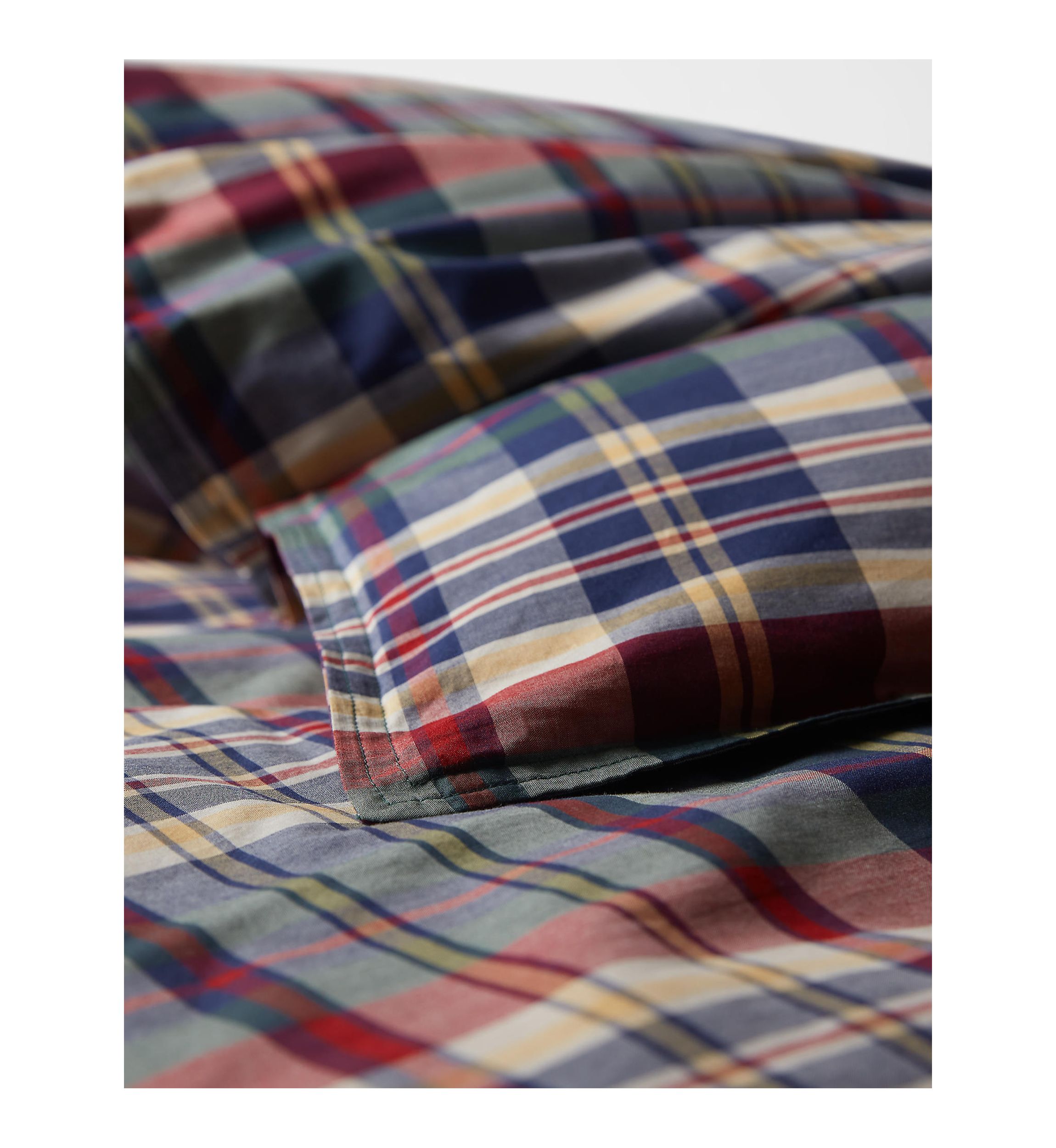 Wilson Comforter Set