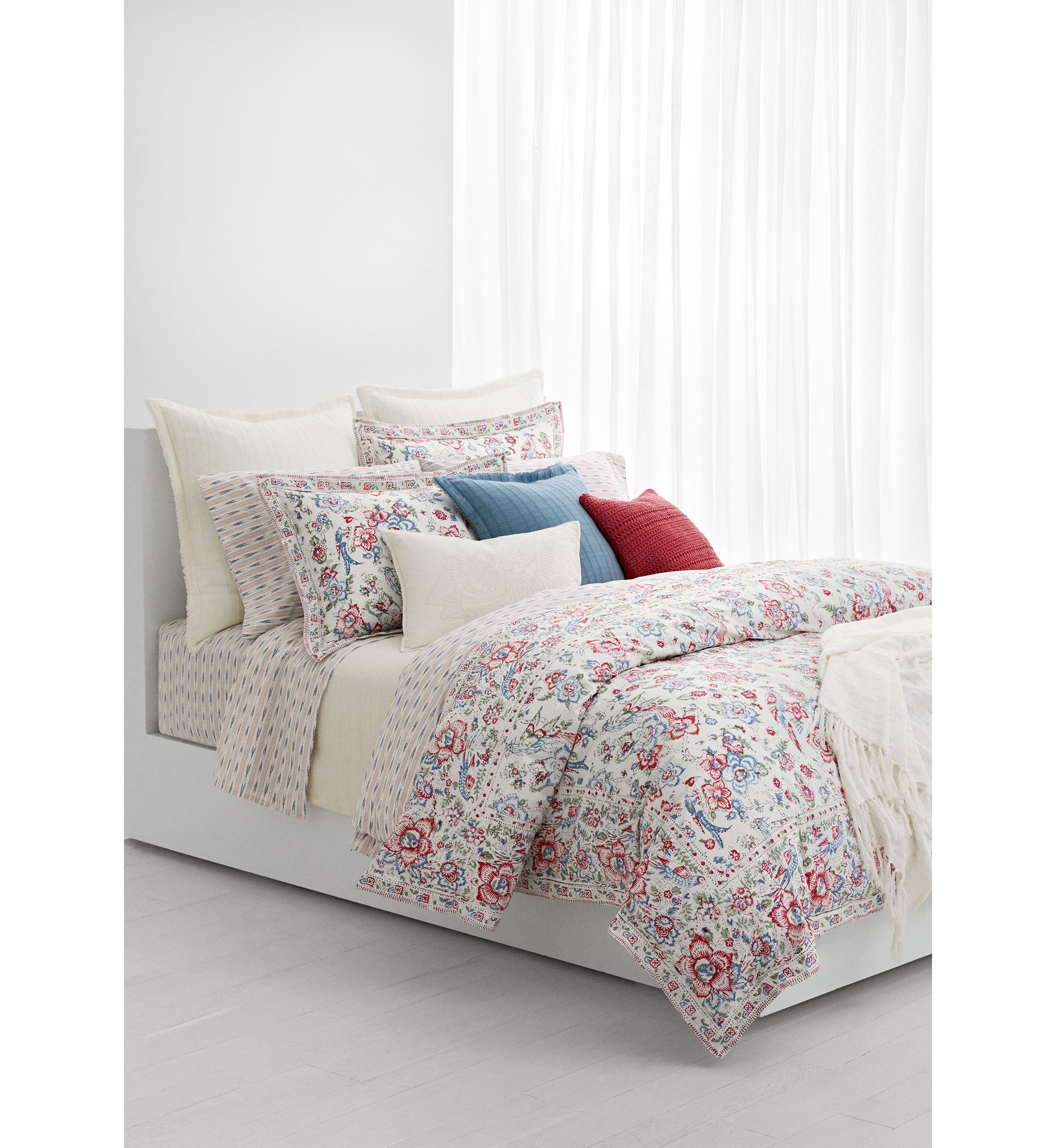 Lucie Floral Comforter Set