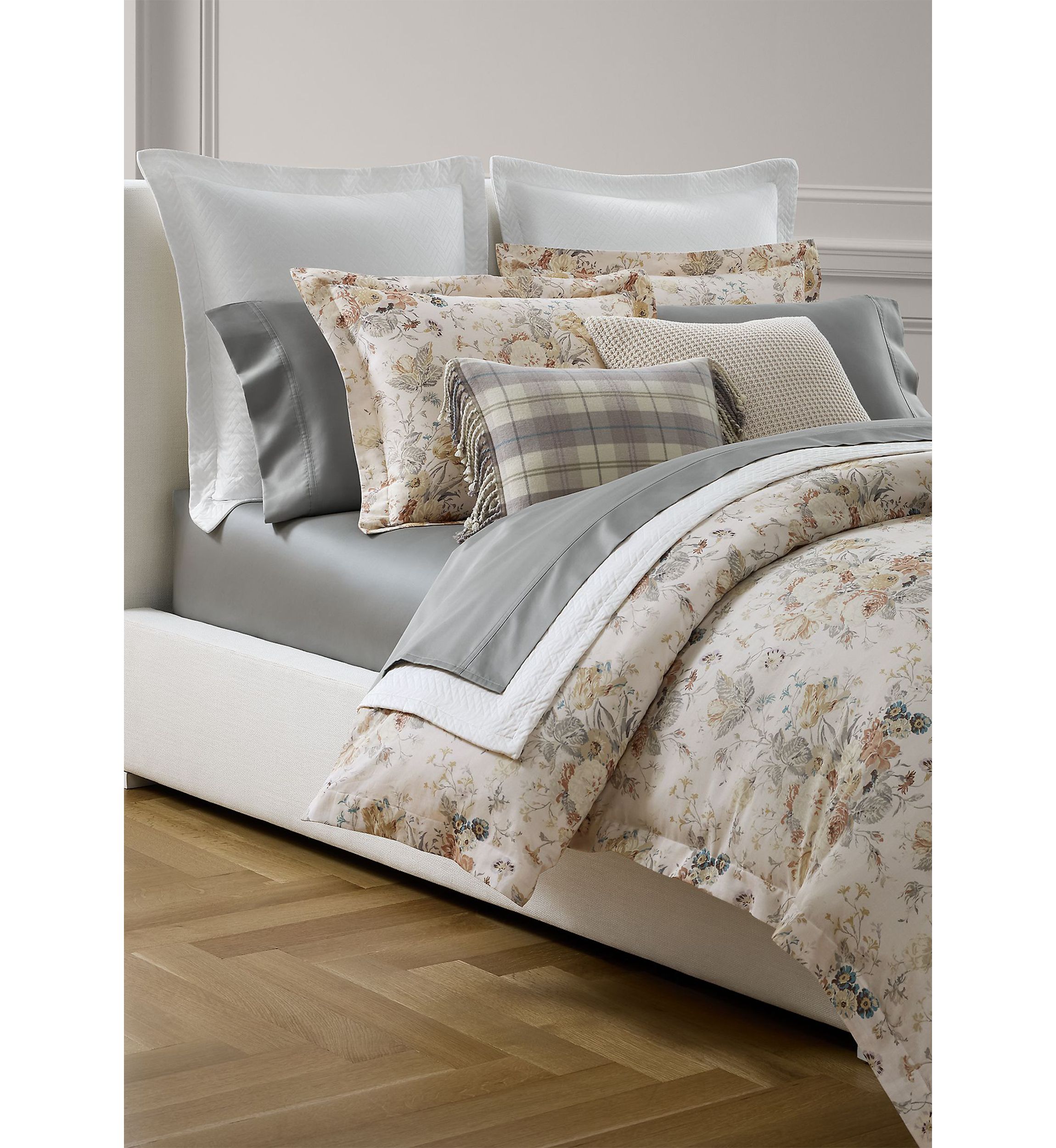 Gwynne Comforter Set