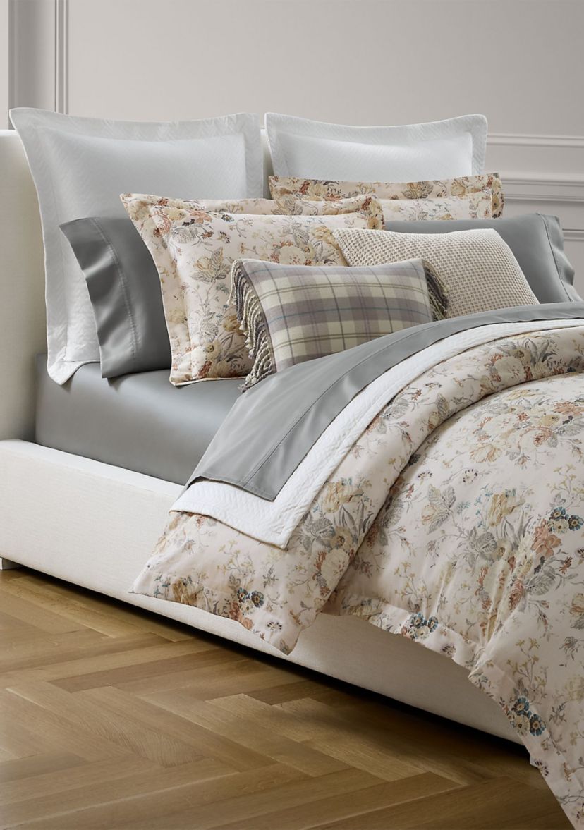 Gwynne Comforter Set