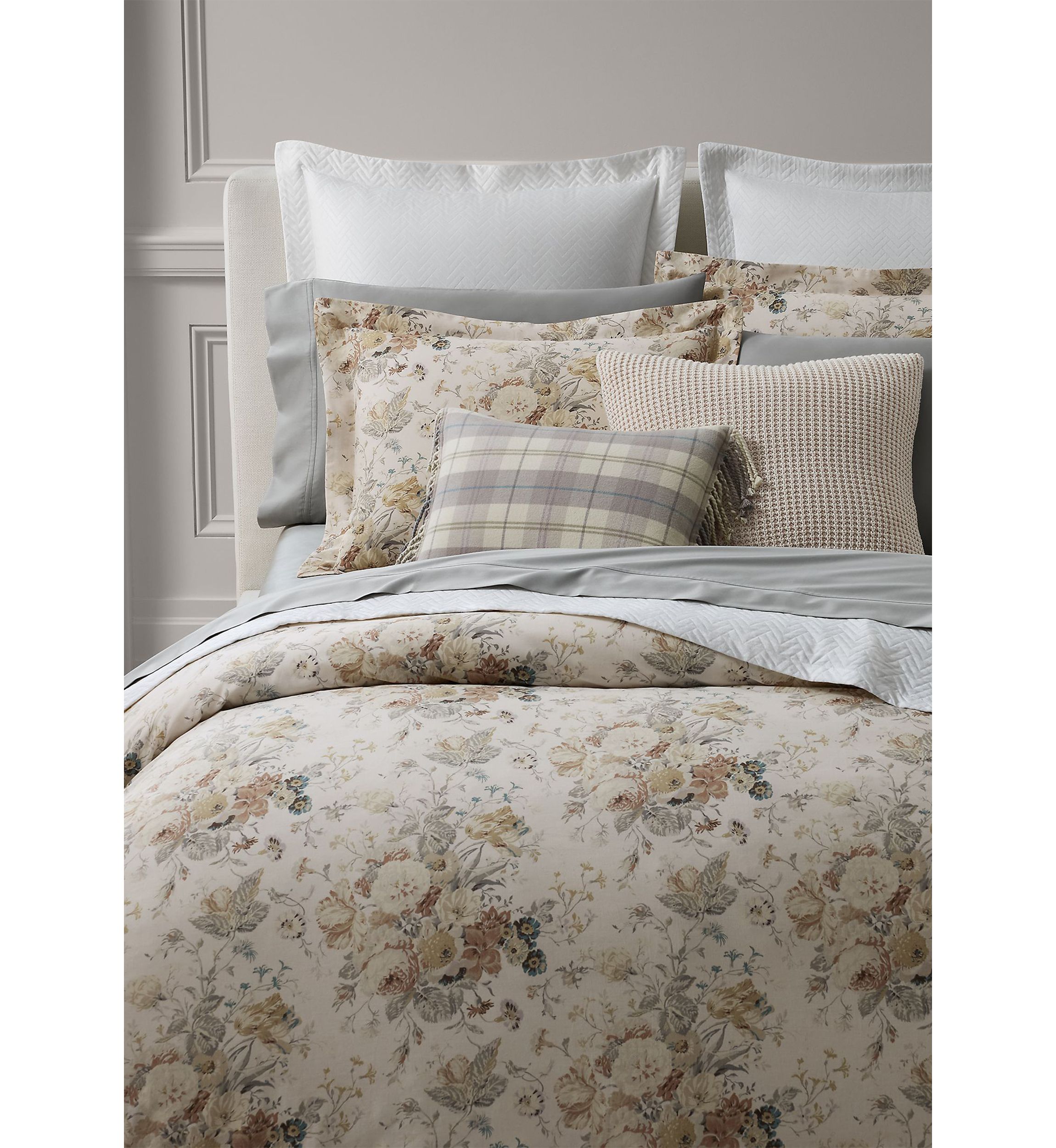 Gwynne Comforter Set