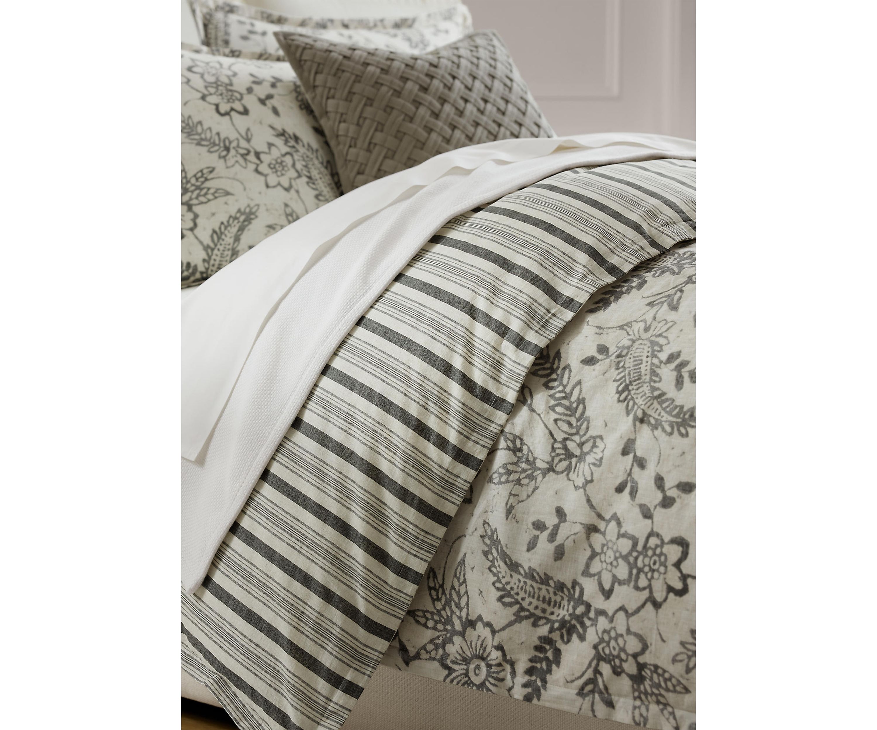 Sara Floral Paisley King Duvet Cover Set